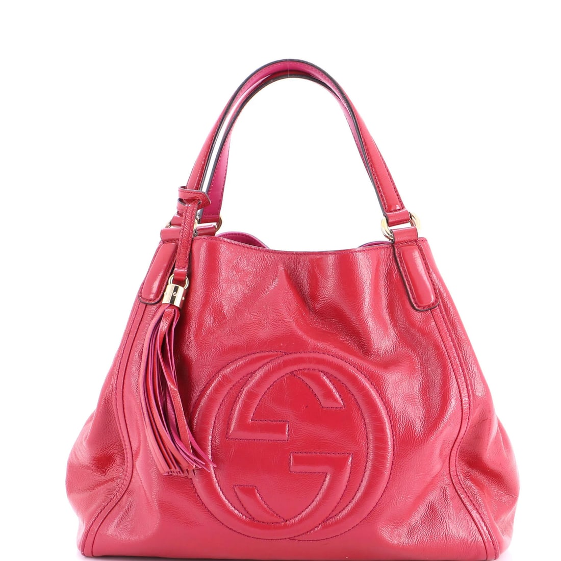 Patent medium bag shoulder Gucci soho: Patent medium bag shoulder Gucci soho Patent medium bag shoulder Gucci soho in pink patent leather, featuring a gold tone hardware and neutral interior. This fair-condition Soho shoulder bag boasts a 