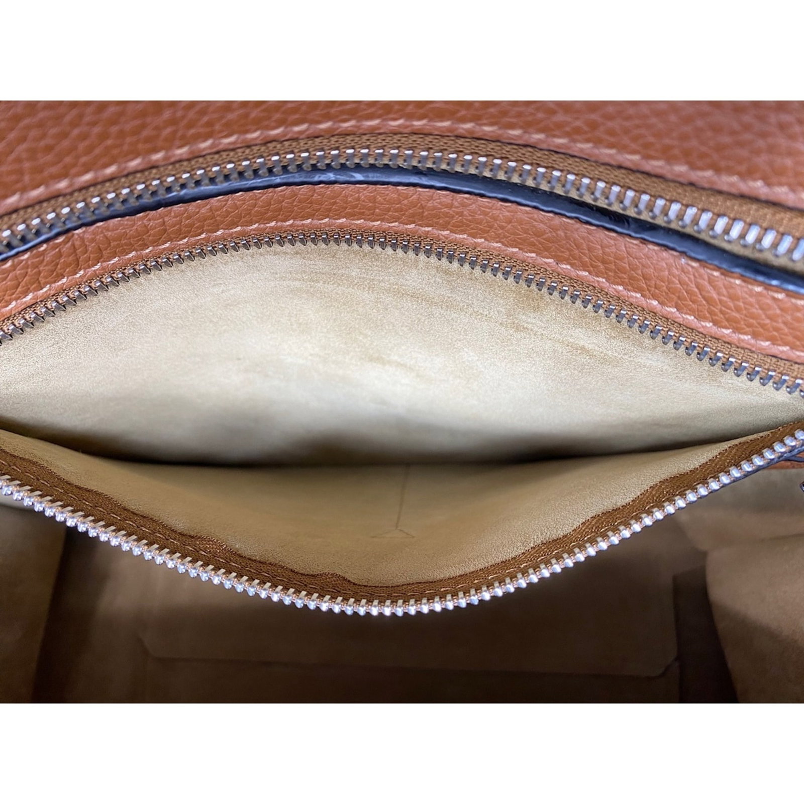 Shoulder Bag - 11