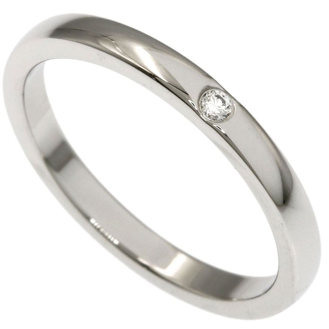Diamond Platinum Ring Classic Cartier 1P #49: Diamond Platinum Ring Classic Cartier 1P #49 Classic Cartier designs never go out of style. This platinum ring features a silver diamond set in a timeless Cartier 1P #49 style, with a silver exterior