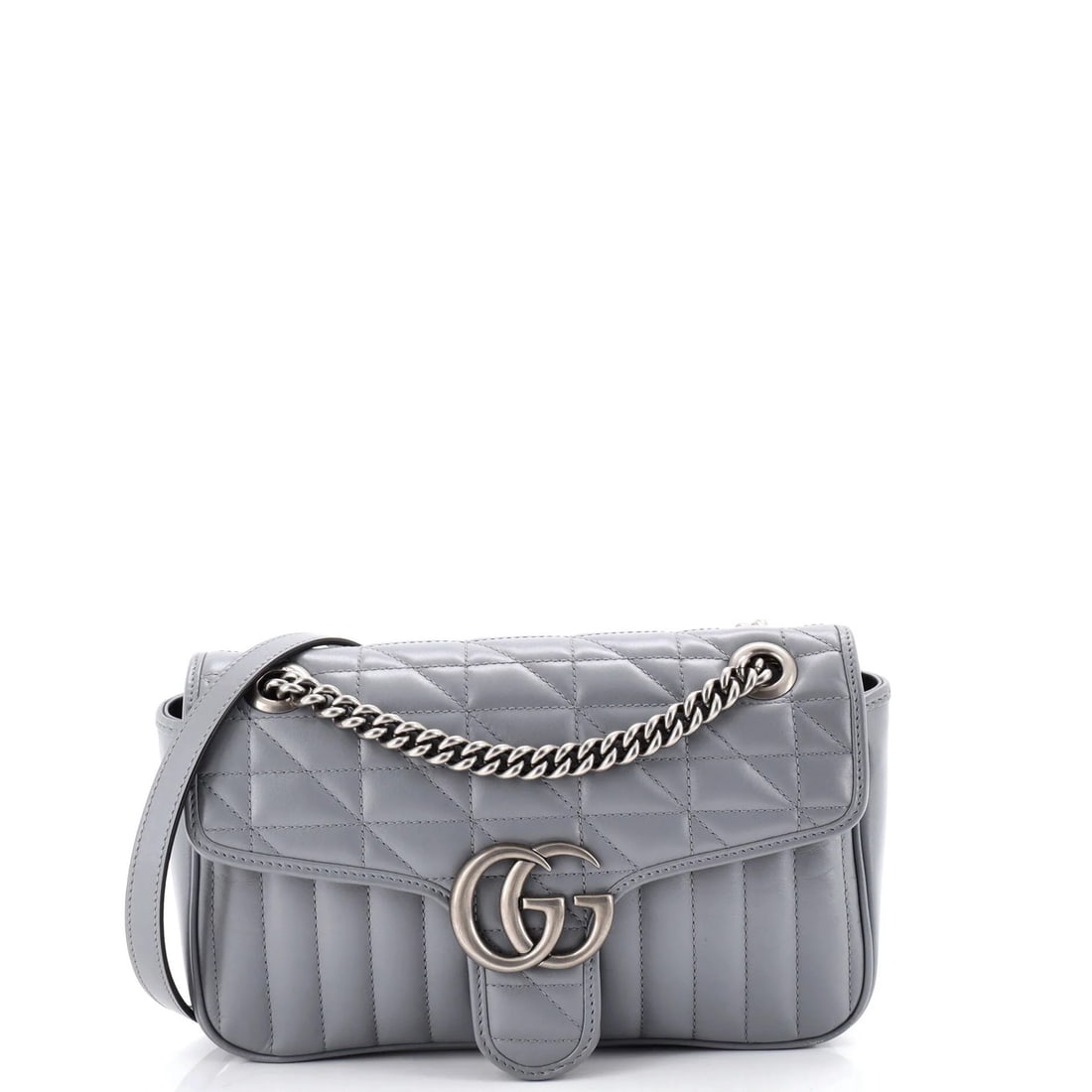 Gucci GG Marmont Flap Bag Small Mixed Matelasse Leather: Gucci GG Marmont Flap Bag Small Mixed Matelasse Leather Small Gucci GG Marmont Flap Bag in Mixed Matelasse Leather features a gray exterior with minor scuffs, minor creases, and minor edge wear. The