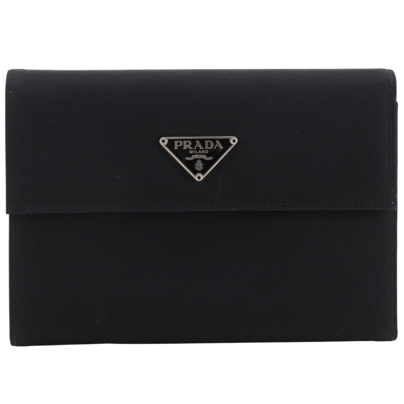 Nylon wallet tri fold Prada: Nylon wallet tri fold Prada Prada's nylon tri-fold wallet is a sleek and functional accessory, featuring a durable nylon material and a compact size that fits easily in a pocket or purse. The black