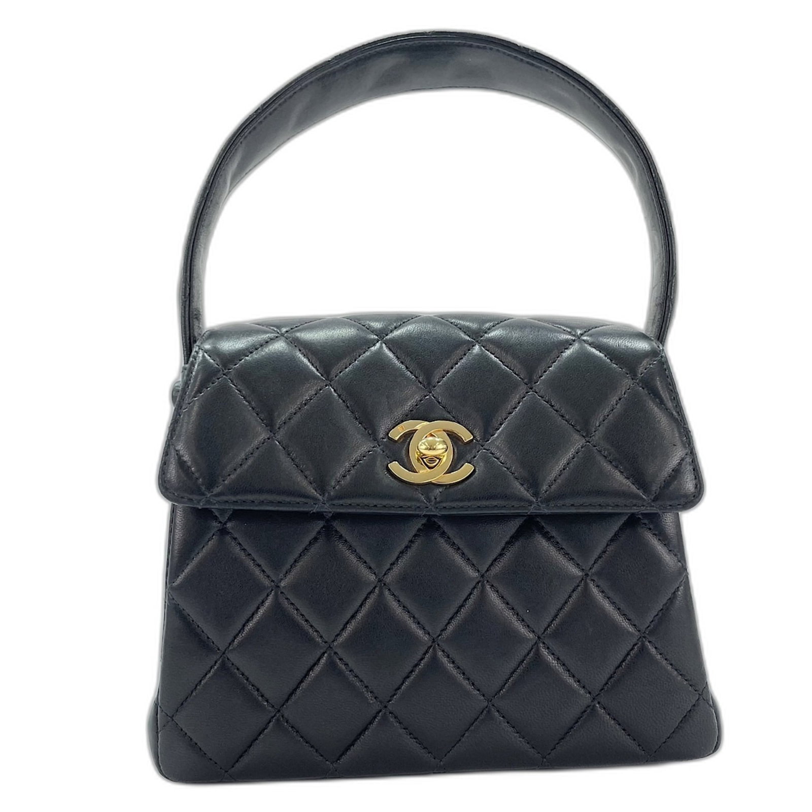 Handbag Chanel: Handbag Chanel Black Chanel handbag with dimensions 14cm x 17cm x 7.5cm, a stylish and compact accessory for women. This black Chanel handbag features a sleek design and a size that fits perfectly in