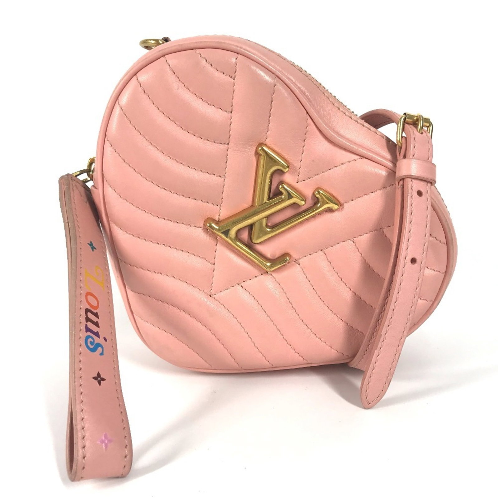 Clutch Bag Pochette Leather Shoulder Bag Louis Vuitton: Clutch Bag Pochette Leather Shoulder Bag Louis Vuitton Pink leather clutch bag with a zipper closure, measuring 14cm x 18cm. Comes with a box and dust bag, making it a complete and ready-to-use