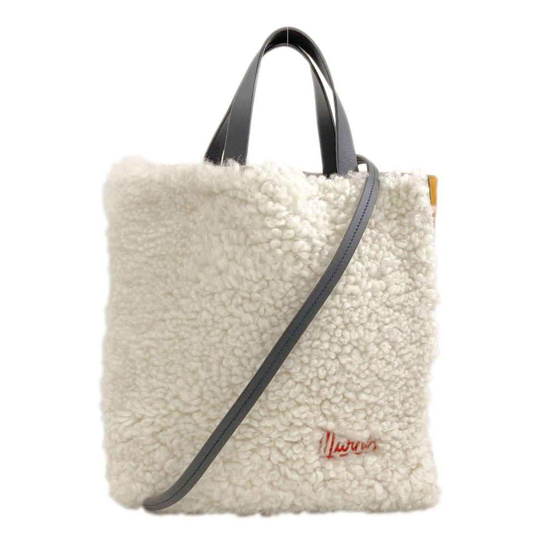 Handbag Leather Marni Mouton 2Way: Handbag Leather Marni Mouton 2Way White leather Marni Mouton 2Way handbag. Features a signature on the exterior. Made from high-quality leather. Item Specifics: Brand: MARNI Style: Handbag Color:
