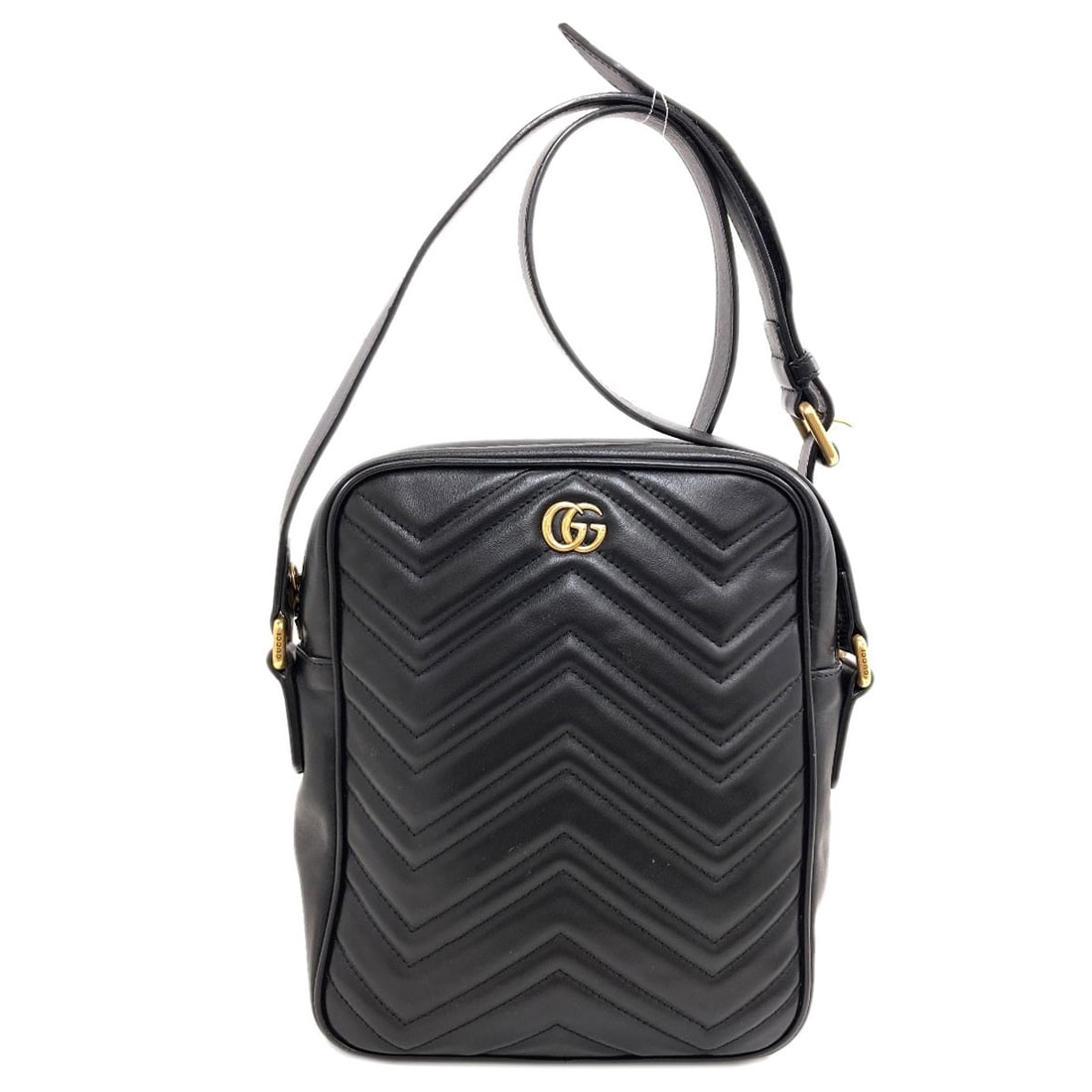 Gucci Gg Marmont Leather Bag Shoulder Double G 523365: Gucci Gg Marmont Leather Bag Shoulder Double G 523365 Black Gucci Gg Marmont Leather Bag with Shoulder Strap, 9.6 inches tall, 2.6 inches deep, and 7.9 inches wide. This shoulder bag features a