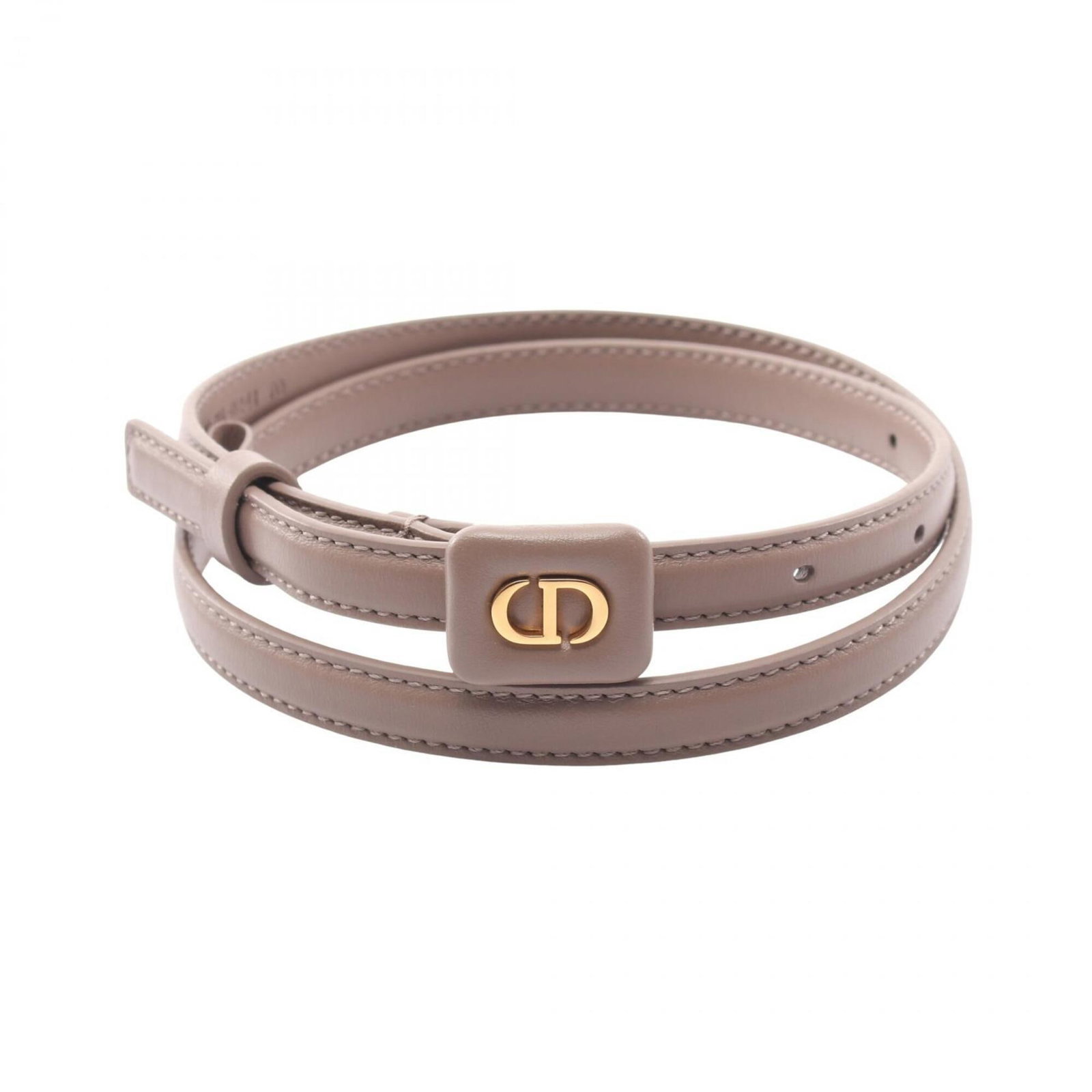 Standard Belt Dior Christian: Standard Belt Dior Christian Standard Belt Dior Christian features a classic design with a beige leather strap, available in lengths of 64cm-74cm. The belt's simplicity and timeless style make it a ve
