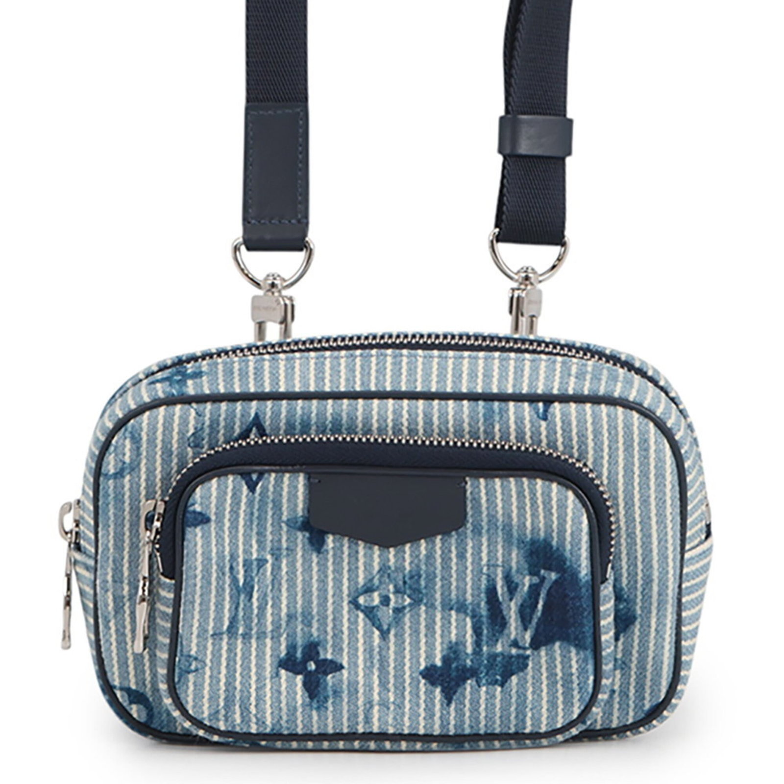 Vuitton Monogram Pochette Bag Handbag Shoulder: Vuitton Monogram Pochette Bag Handbag Shoulder Monogrammed luxury at its finest, this Louis Vuitton Monogram Pochette Bag Handbag Shoulder boasts a sleek, compact design with a timeless blue monogram