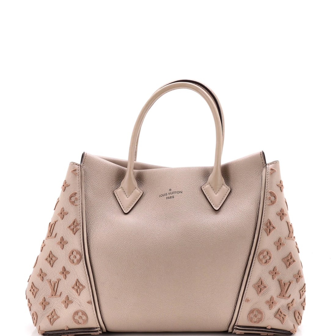 Louis Vuitton W Tote Veau Cachemire Calfskin PM: Louis Vuitton W Tote Veau Cachemire Calfskin PM This Louis Vuitton W Tote Veau Cachemire Calfskin PM is a neutral-toned, leather tote with a suede interior, featuring gold hardware. Measuring 9.5"