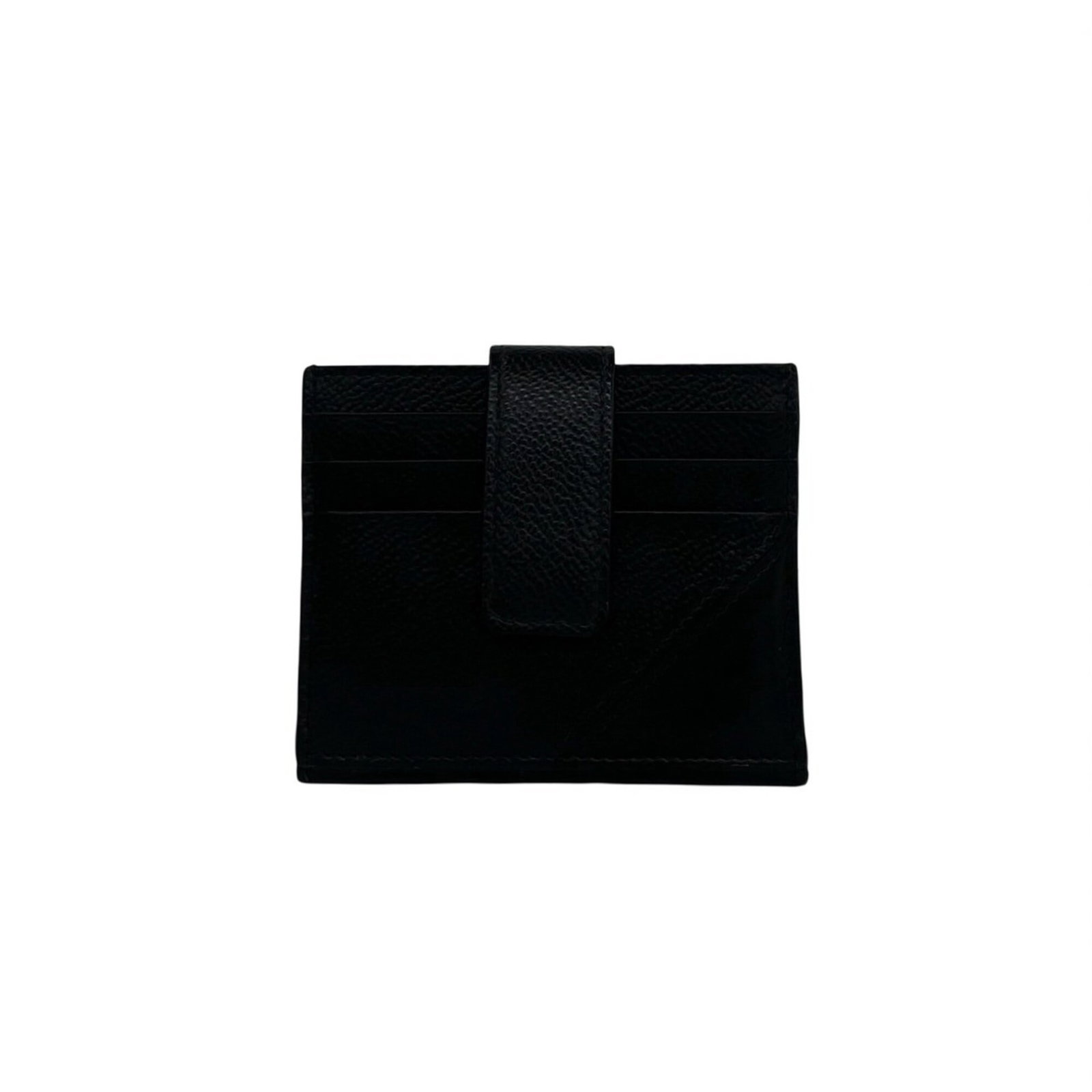 Case card Prada Leather: Case card Prada Leather Prada Leather Card Case - Sleek Black Design. This 8.5cm x 10cm card case is crafted from genuine Prada leather, offering a sophisticated and compact way to carry essentials.