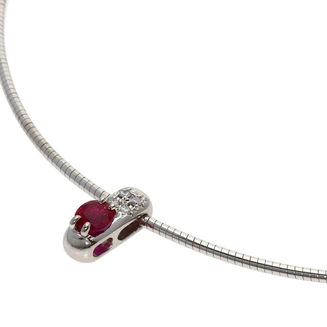 Pt900 Platinum White Gold Ruby Diamond Necklace: Pt900 Platinum White Gold Ruby Diamond Necklace Platinum White Gold Ruby Diamond Necklace features a stunning 0.64ct ruby, accompanied by a 0.03ct diamond, set in platinum PT900. The necklace boasts