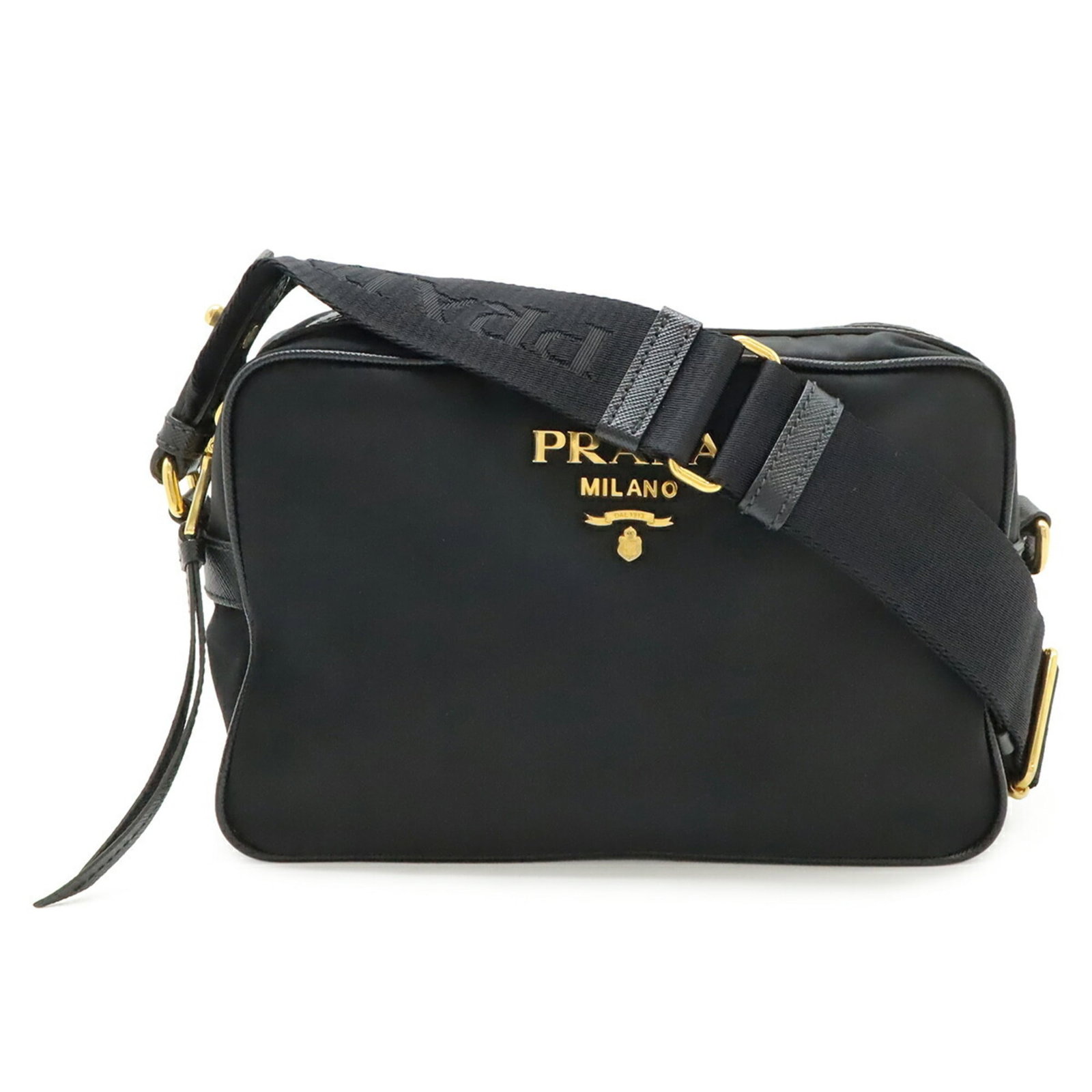 Nylon Handbag Pouch Shoulder Clutch Bag Pochette: Nylon Handbag Pouch Shoulder Clutch Bag Pochette Nylon Handbag Pouch Shoulder Clutch Bag Pochette is made from high-quality nylon material and features a sleek black design. Its compact size,