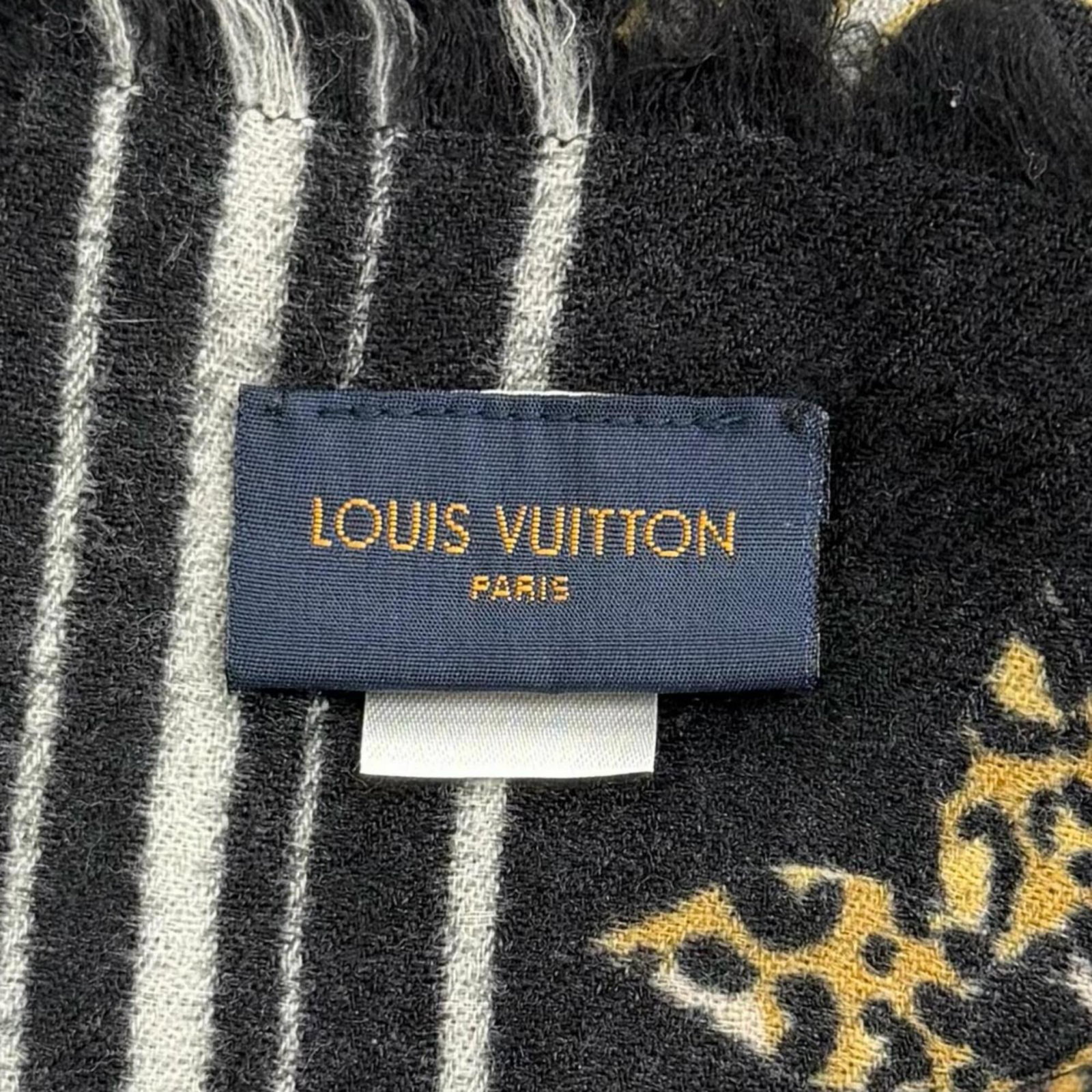 Louis Vuitton Stole Wool - 11