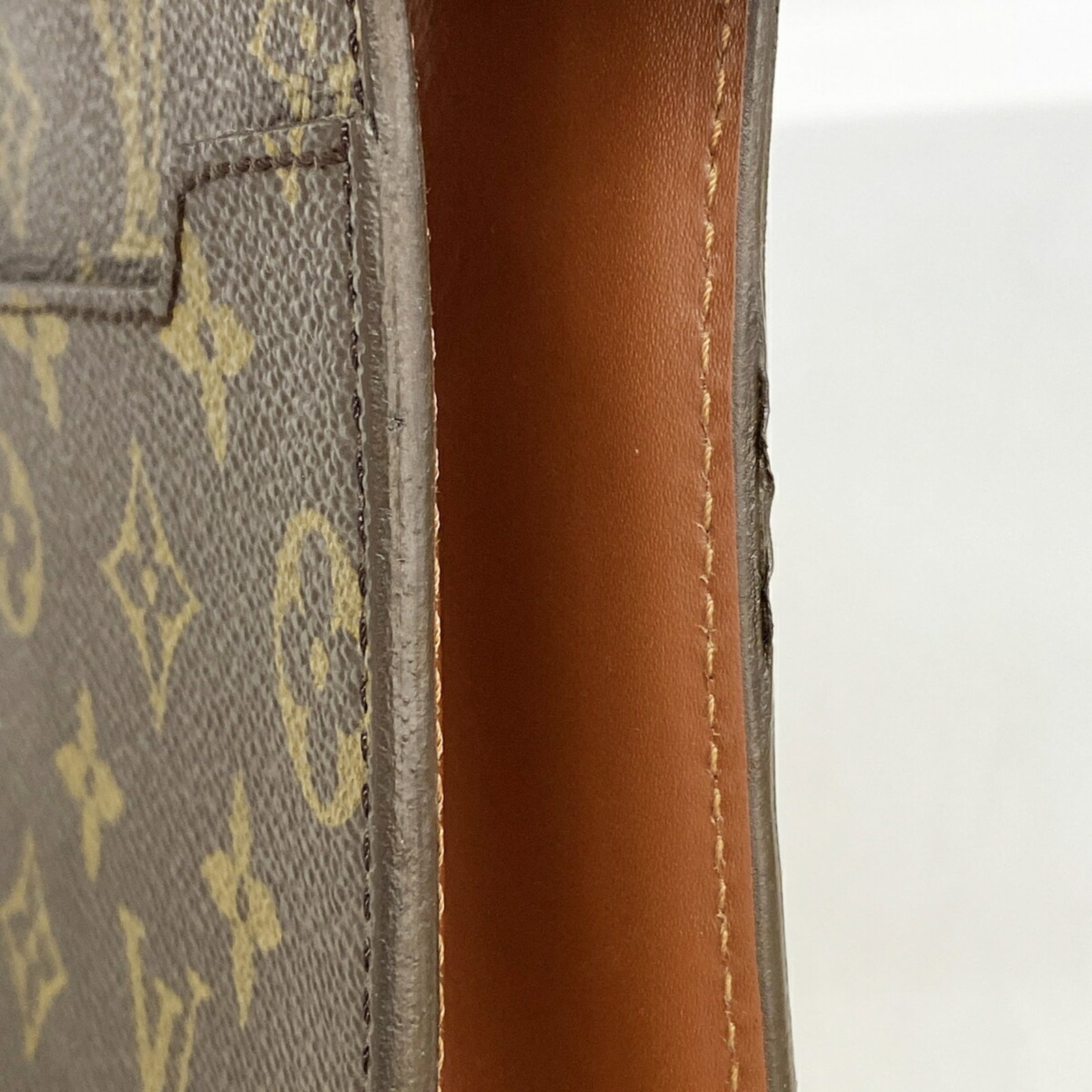 Louis Vuitton Bag - 7