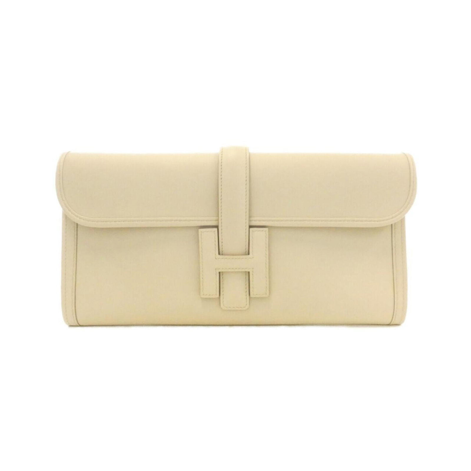 Swift Leather Handbag Hermes: Swift Leather Handbag Hermes Swift Leather Handbag by Hermes. This white Swift leather handbag features a sleek design with a 15cm x 29cm x 3cm size, making it a stylish and compact accessory. Its