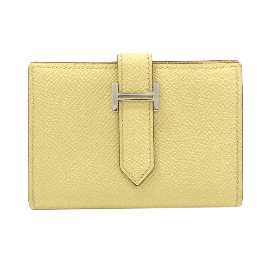 Hermes Bearn Mini Silverhardware Coin Purse Epsom: Hermes Bearn Mini Silverhardware Coin Purse Epsom Yellow Epsom coin purse from Hermes Bearn Mini Silverhardware, featuring a bright yellow exterior. This stylish coin purse showcases a classic design 