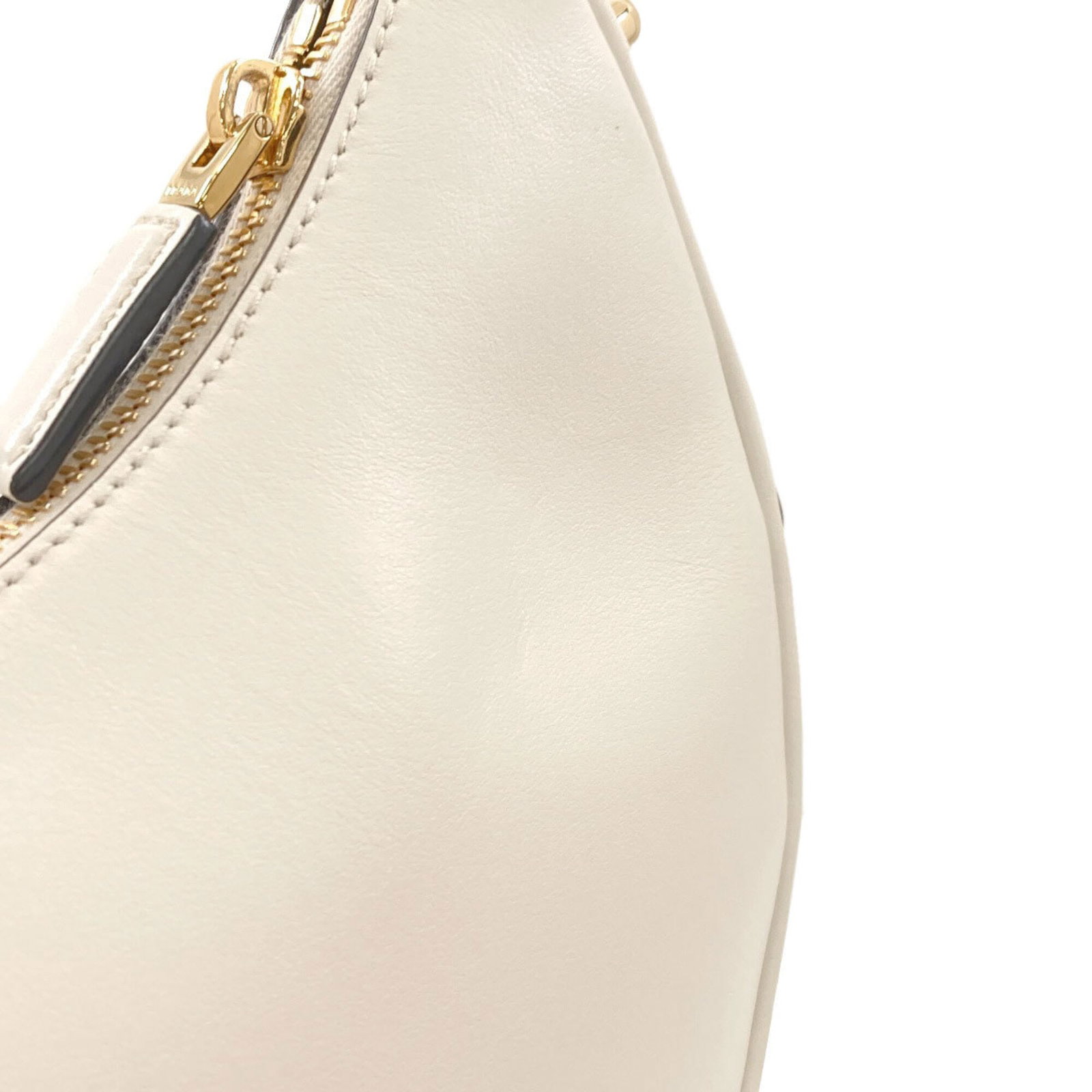 Handbag Leather Prada - 11