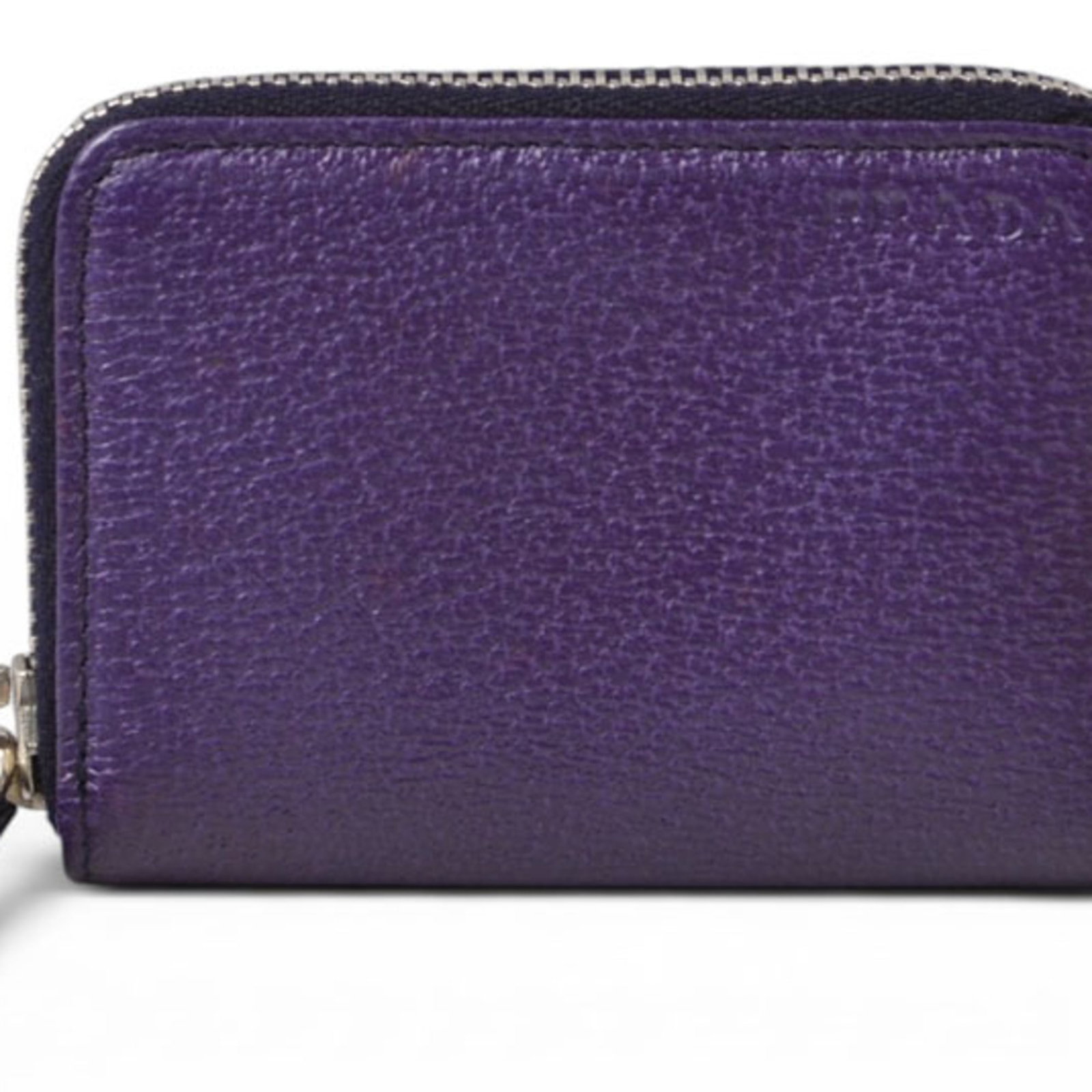 Prada Key Case Holder Prada 6-Ring Leather Prugna Prune Engraved 1M0682 Women'S Men'S: Prada Key Case Holder Prada 6-Ring Leather Prugna Prune Engraved 1M0682 Women'S Men'S Prada Key Case Holder features a 6-Ring leather design with a purple color and a unique engraving. Made from