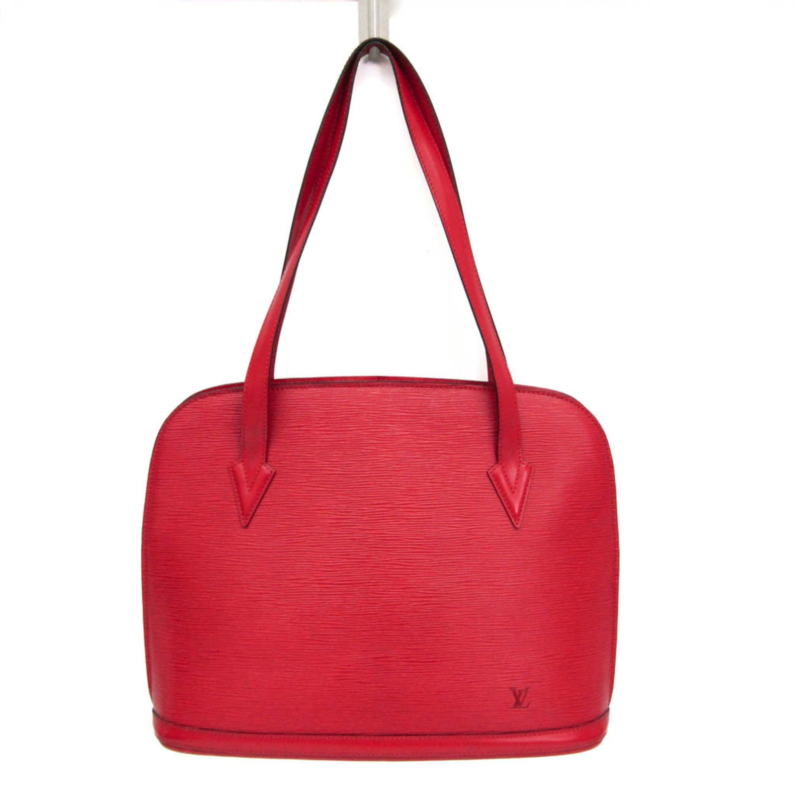 Leather Epi Bag Vuitton Louis: Leather Epi Bag Vuitton Louis Castilian red Epi leather adorns this Louis Vuitton Lussac M52287 bag, featuring a sturdy zipper closure and two practical pockets for added convenience. The bag's compac