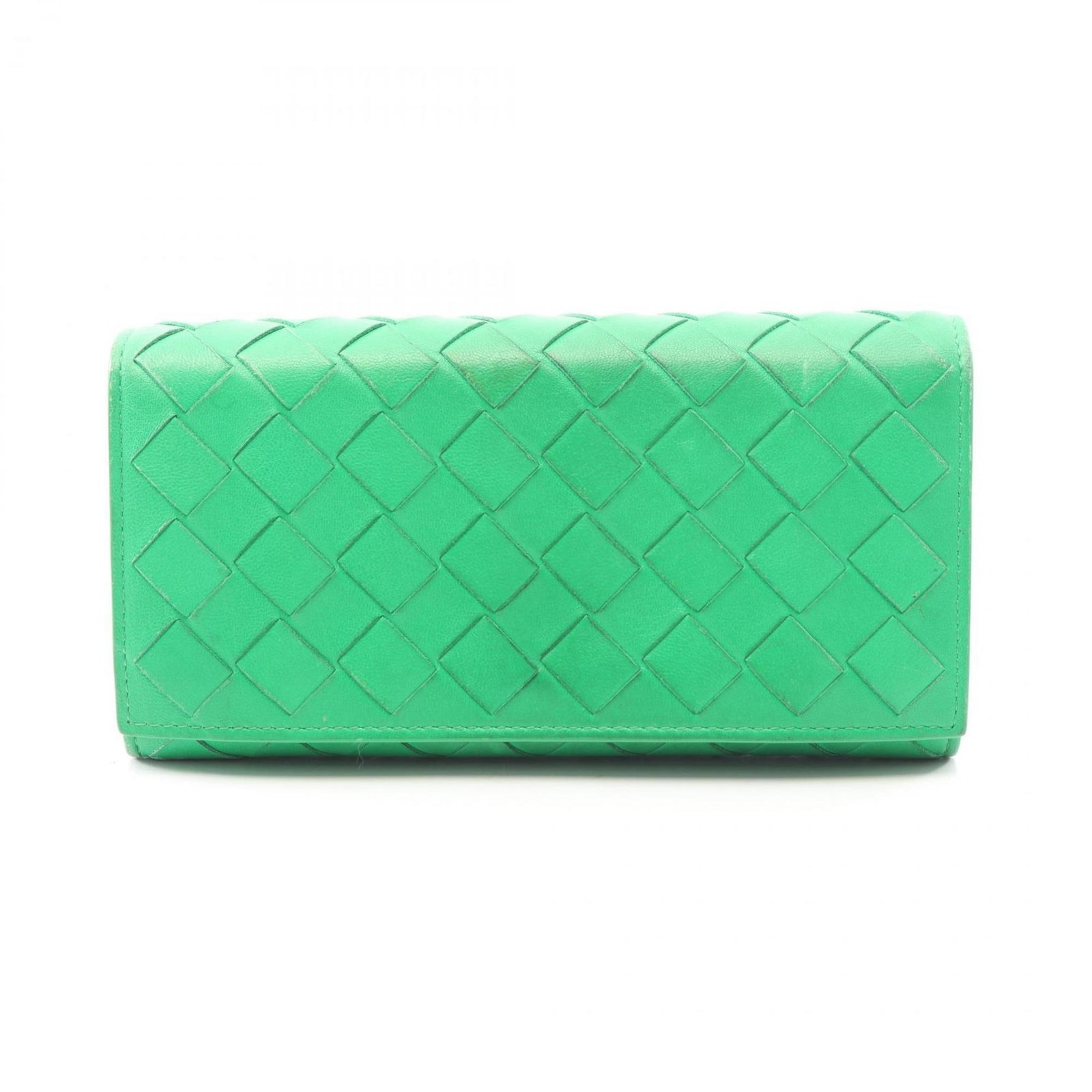Bottega Veneta Long Wallet (Bi-Fold) Leather: Bottega Veneta Long Wallet (Bi-Fold) Leather Bottega Veneta's long bi-fold wallet is a stylish accessory, featuring green leather and a compact size. Made from high-quality leather, this wallet