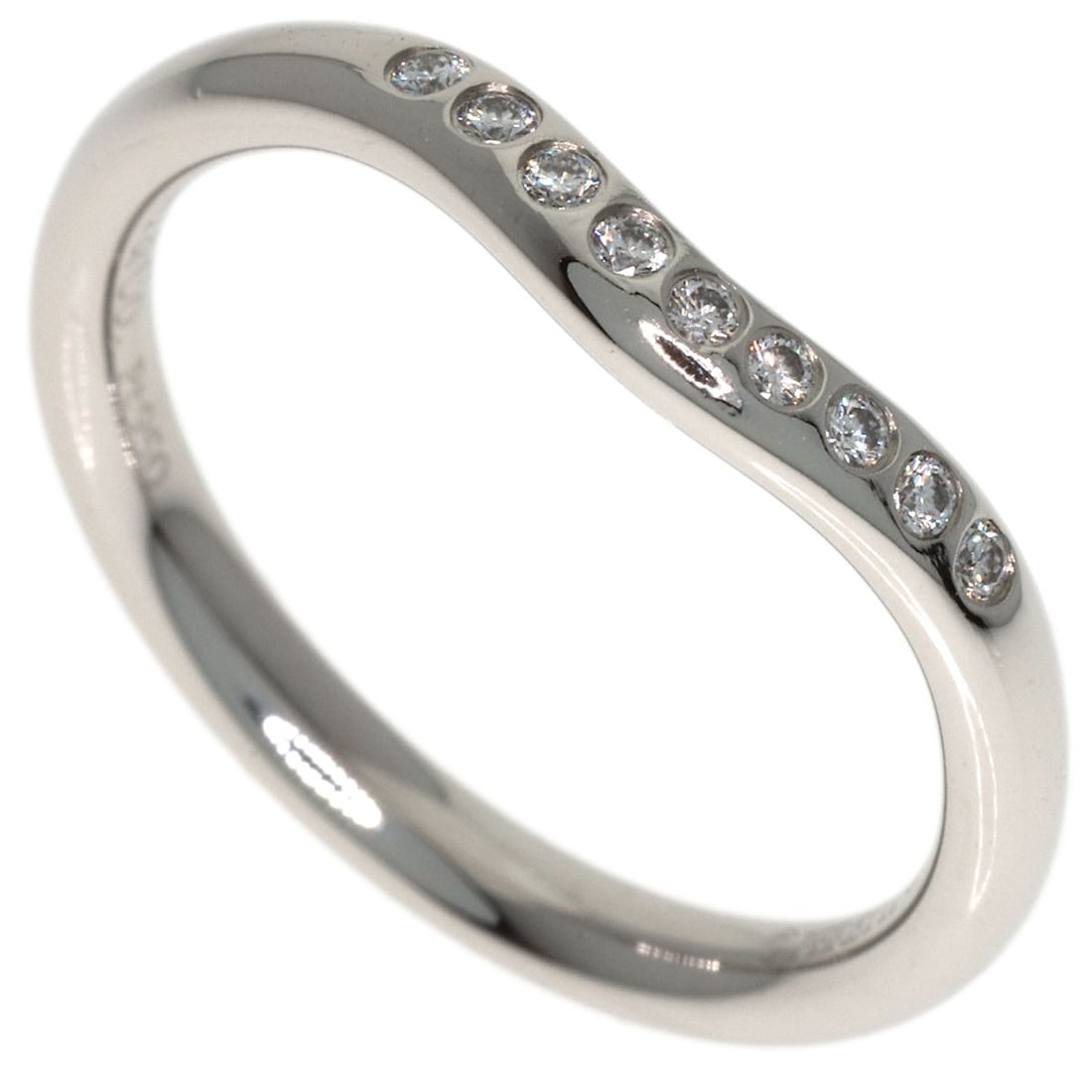 Tiffany&Co. Curved Band Diamond Ring Platinum Pt950: Tiffany&Co. Curved Band Diamond Ring Platinum Pt950 Tiffany&Co.'s Curved Band Diamond Ring is a stunning piece featuring a diamond main stone set in platinum PT950, a silver-colored metal with a sleek