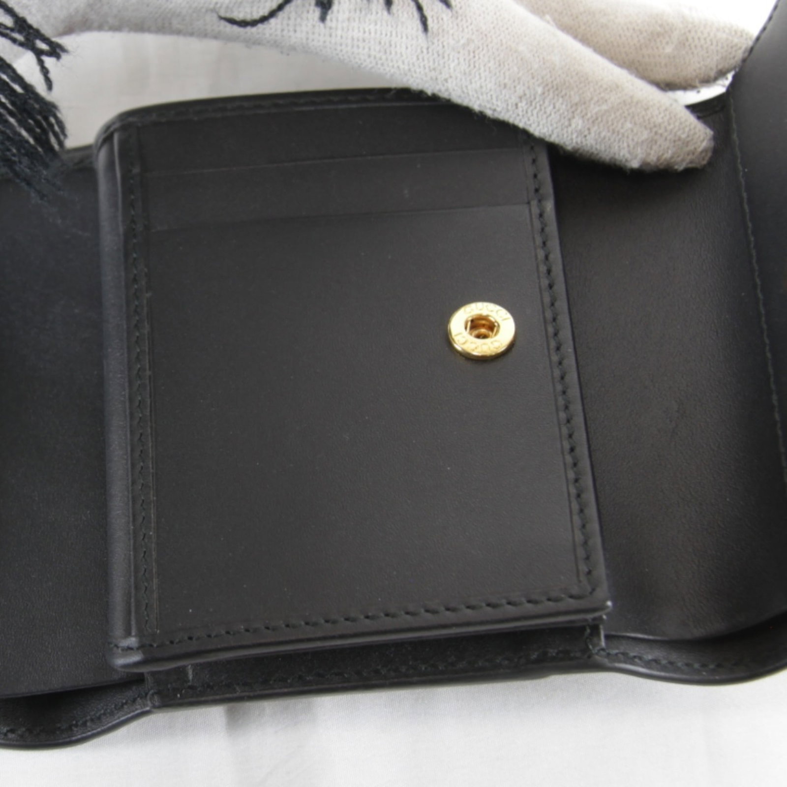 Gucci Wallet (Tri-Fold) - 10