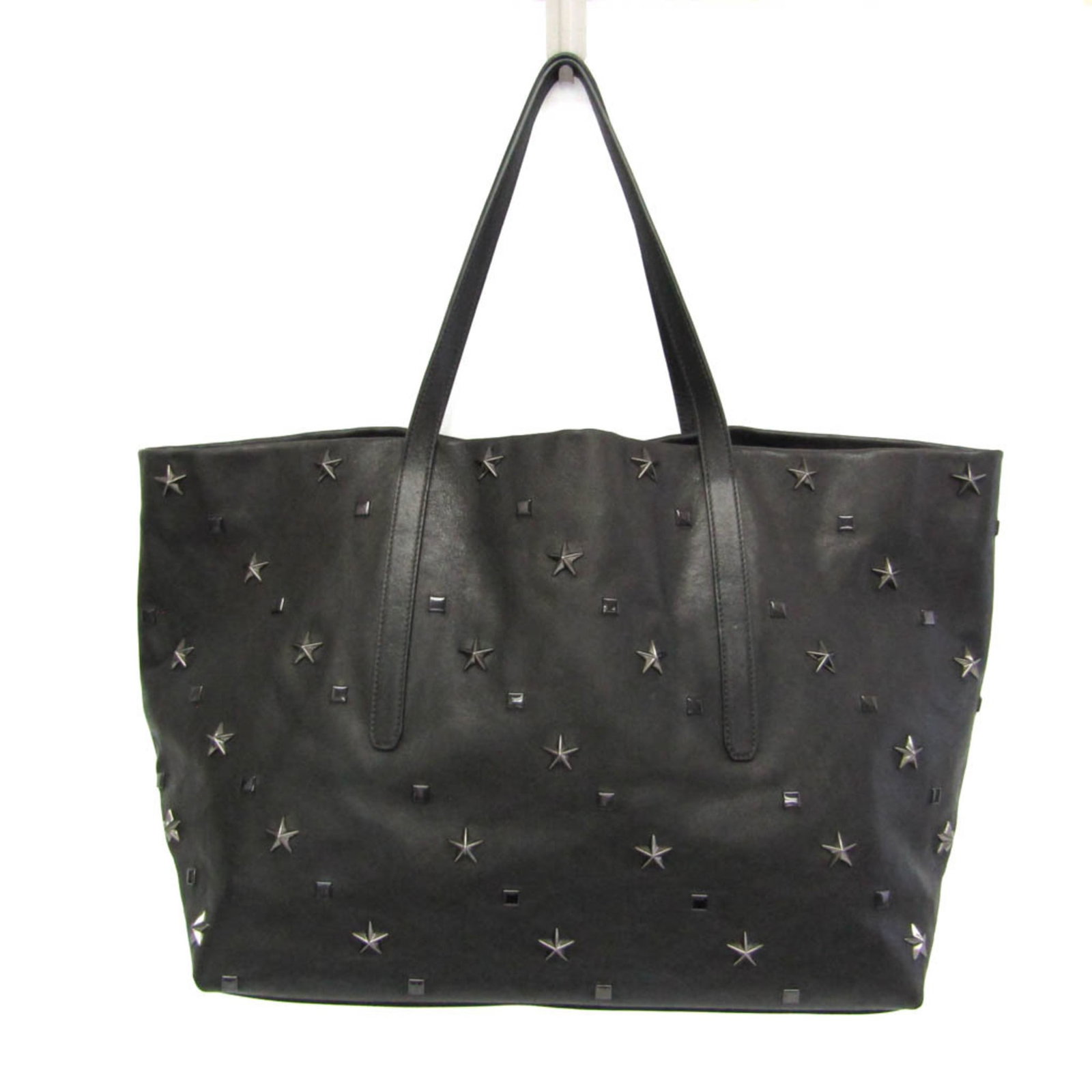 Tote Bag Leather Jimmy Choo: Tote Bag Leather Jimmy Choo The Jimmy Choo Pimlico tote bag is a stylish and functional leather tote, measuring 54cm in length. Its black leather exterior features a studded design, while the
