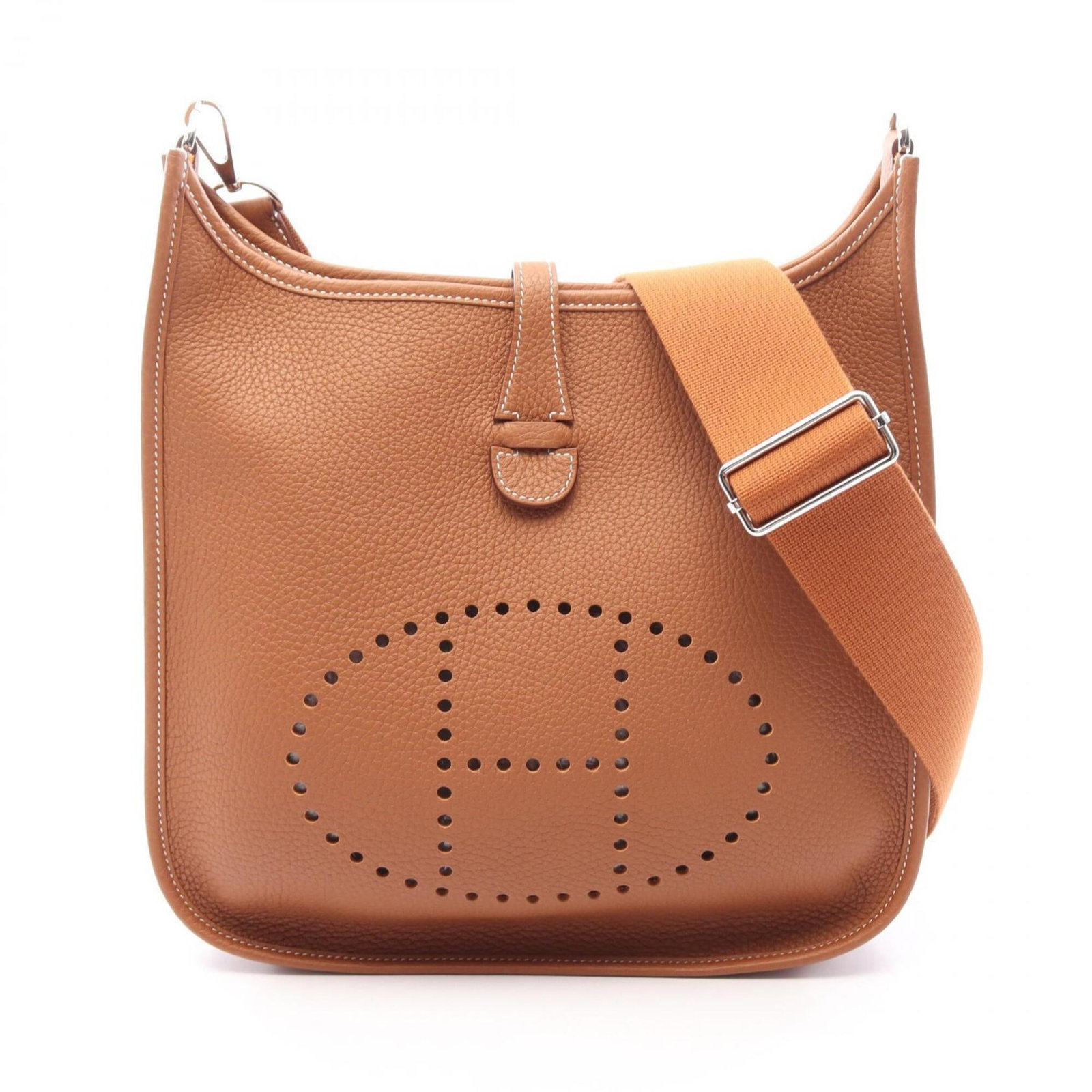 Hermes Shoulder Bag Taurillon Clemence Leather: Hermes Shoulder Bag Taurillon Clemence Leather Taurillon Clemence leather provides a rich, luxurious feel to this classic shoulder bag. Measuring 26.5cm x 28cm x 7cm, it offers a versatile size for