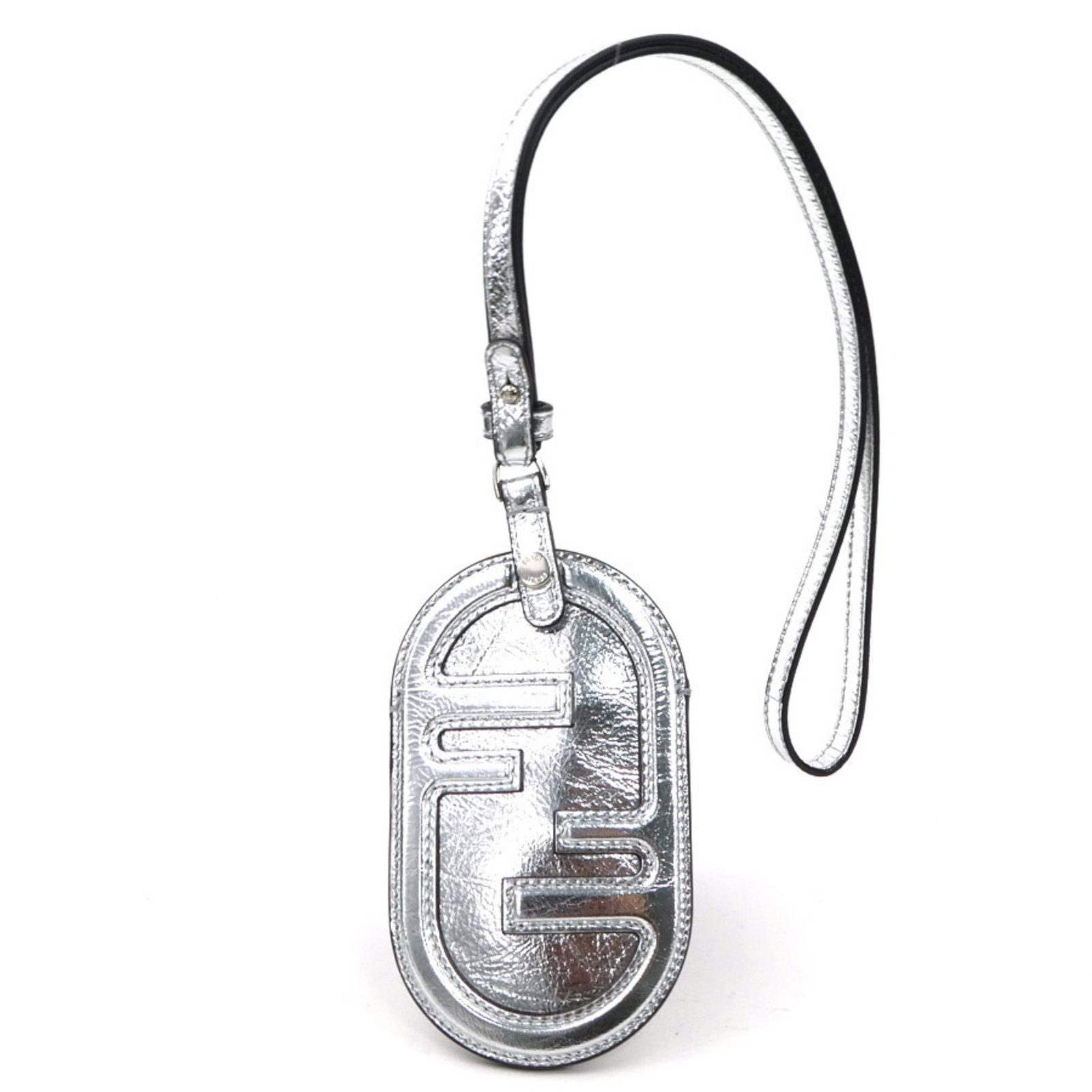 Case Leather Fendi Travel Pass: Case Leather Fendi Travel Pass The Fendi Travel Pass case is a sleek, silver leather accessory made from high-quality material, measuring 13cm x 7.5cm. Its compact size and elegant design make it a st