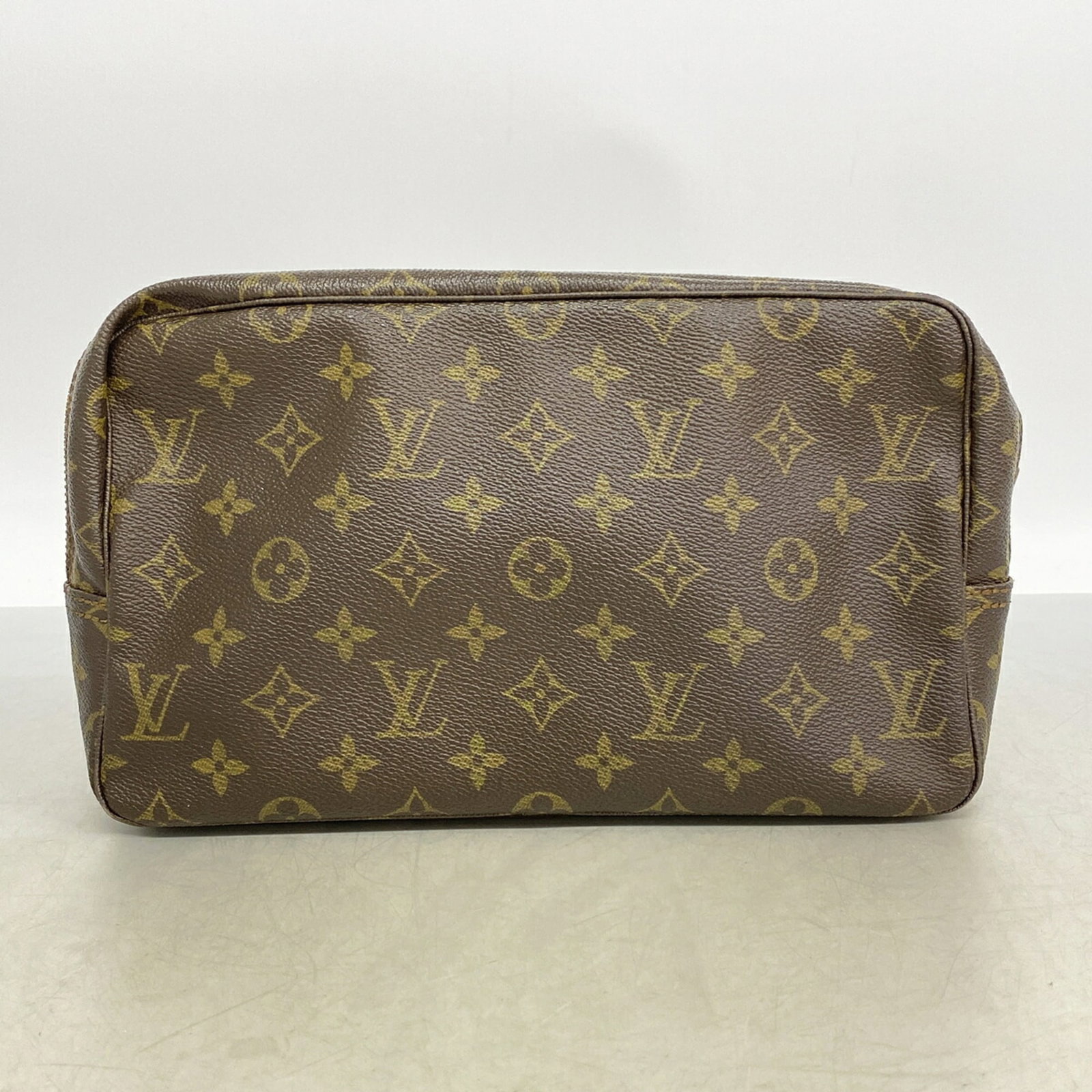 Louis Vuitton Pouch - 9