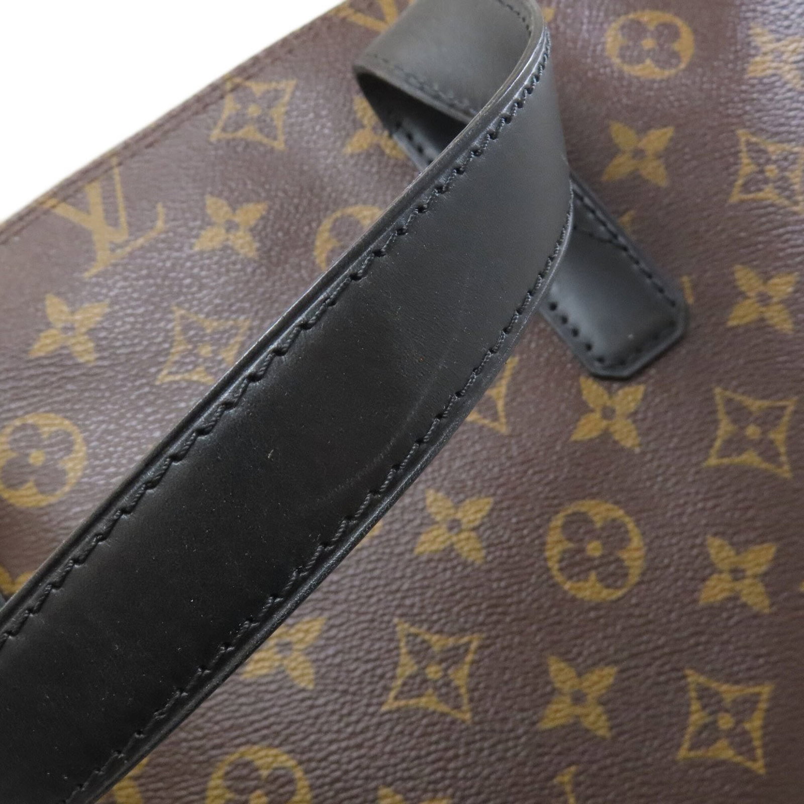 Louis Vuitton Monogram Handbag - 16