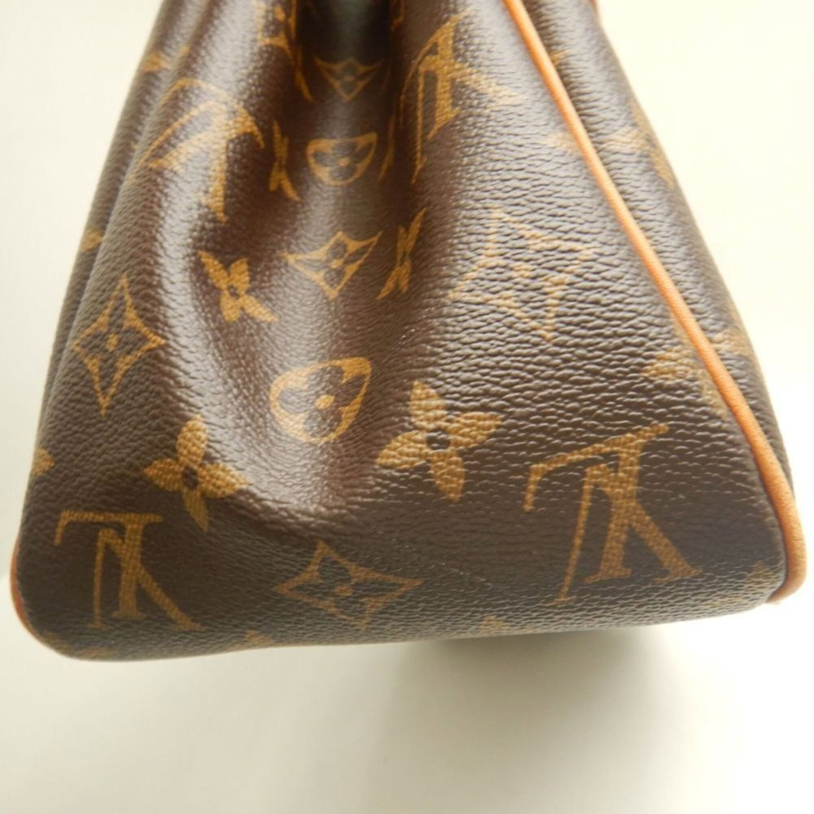 Louis Vuitton Monogram Tote - 12