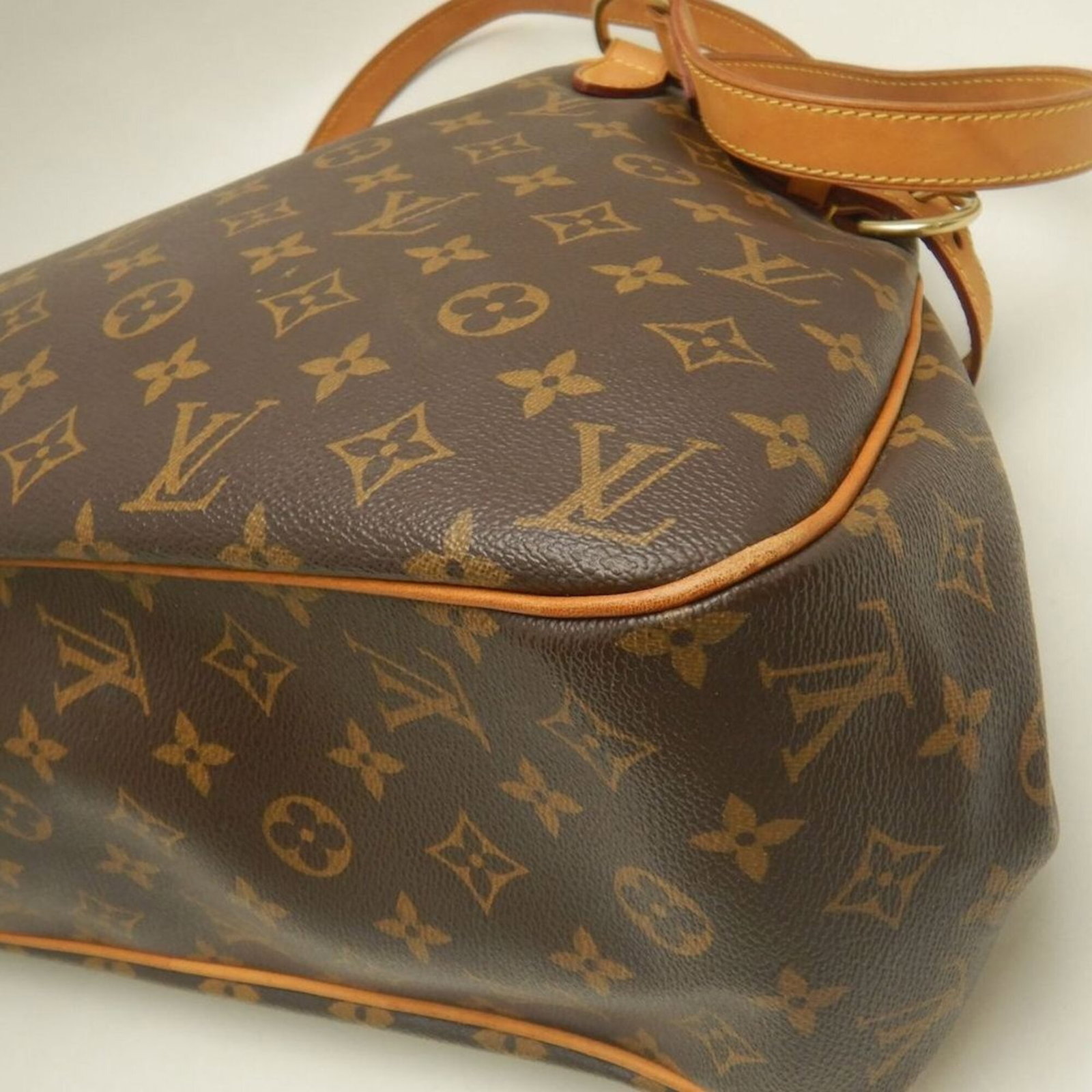 Louis Vuitton Monogram Tote - 14