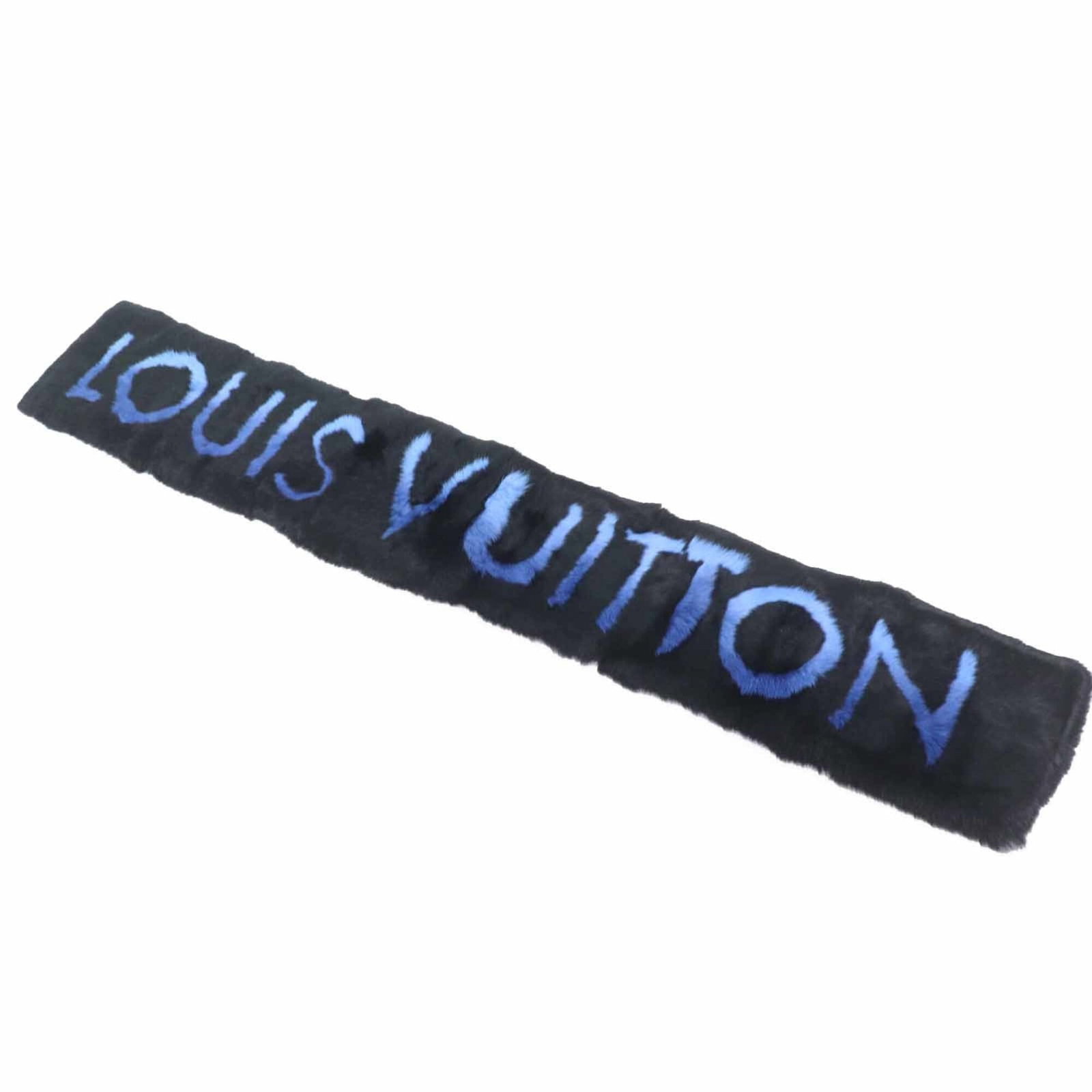 Cashmere Wool Shawl Louis: Cashmere Wool Shawl Louis The Louis Vuitton Cashmere Wool Shawl boasts a sleek black or blue hue, crafted from luxurious cashmere and wool materials. Measuring 1.76m x 31cm, this shawl offers a stylis