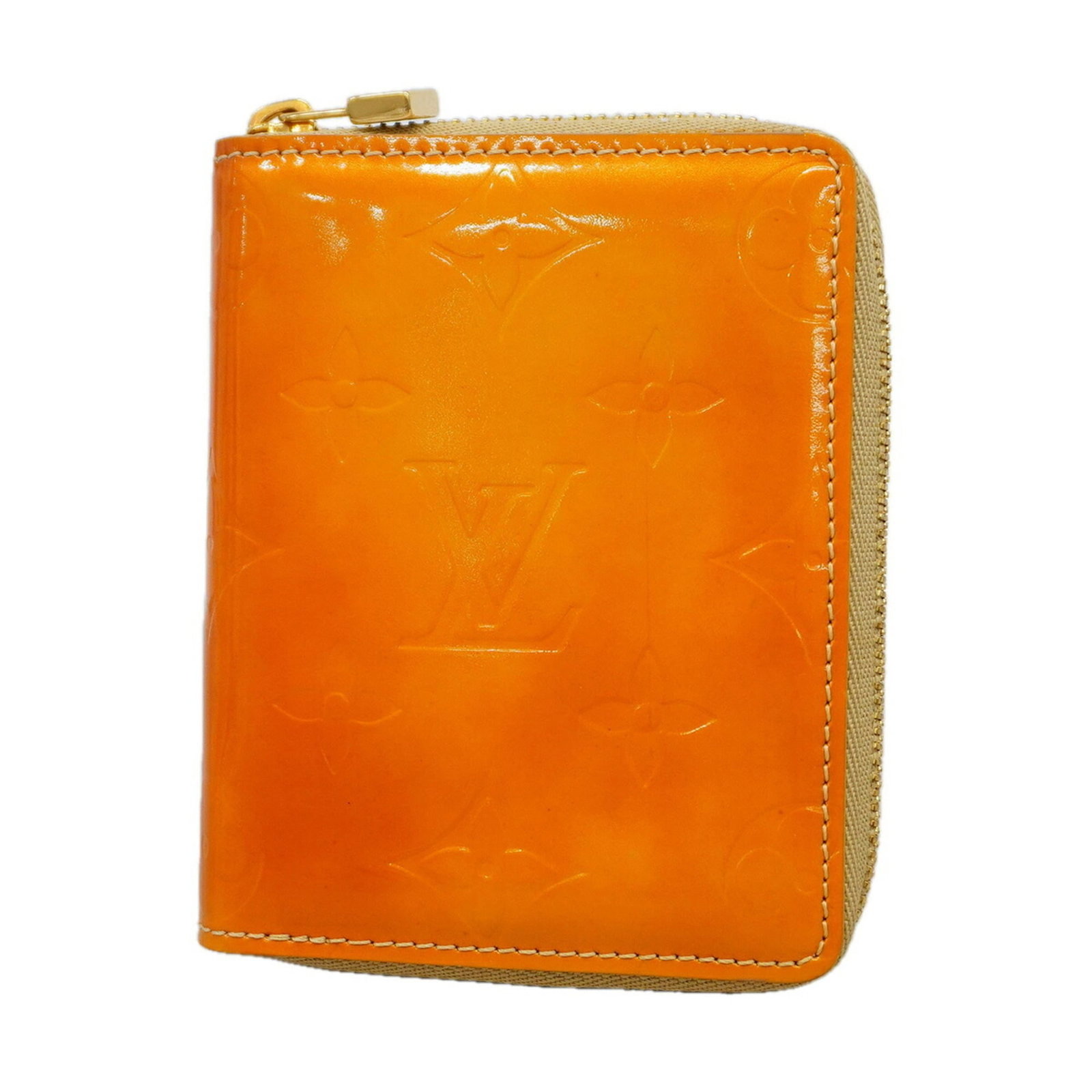 Louis Vuitton Wallet (Bi-Fold): Louis Vuitton Wallet (Bi-Fold) The Louis Vuitton bi-fold wallet boasts a classic design with a timeless beige color, perfect for adding a touch of sophistication to any outfit. Measuring 10.5cm x 9cm