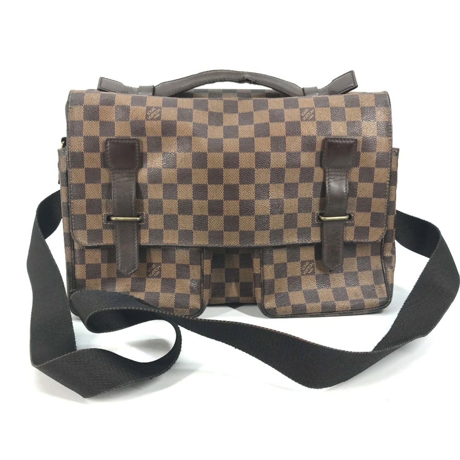 Louis Vuitton Messenger Bag Shoulder Bag Damier Canvas: Louis Vuitton Messenger Bag Shoulder Bag Damier Canvas Brown, Damier Canvas, Ebene, and Galle colors add a unique touch to this Louis Vuitton Messenger Bag Shoulder Bag, featuring a classic Damier