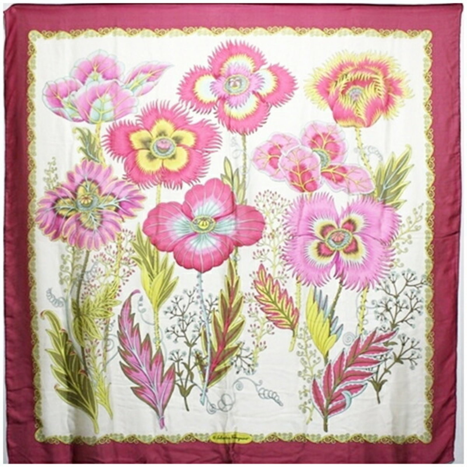Ferragamo Silk Scarf Salvatore: Ferragamo Silk Scarf Salvatore Silk scarf from Salvatore Ferragamo, featuring a striking red color and white design. Made from high-quality silk, this scarf measures 1.38m x 1.38m, offering a