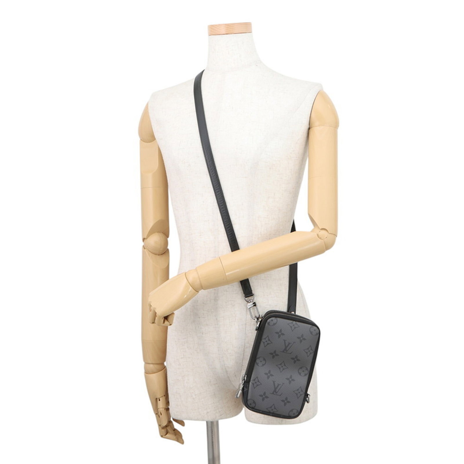 Shoulder Bag Monogram Pouch Louis Vuitton Eclipse - 4