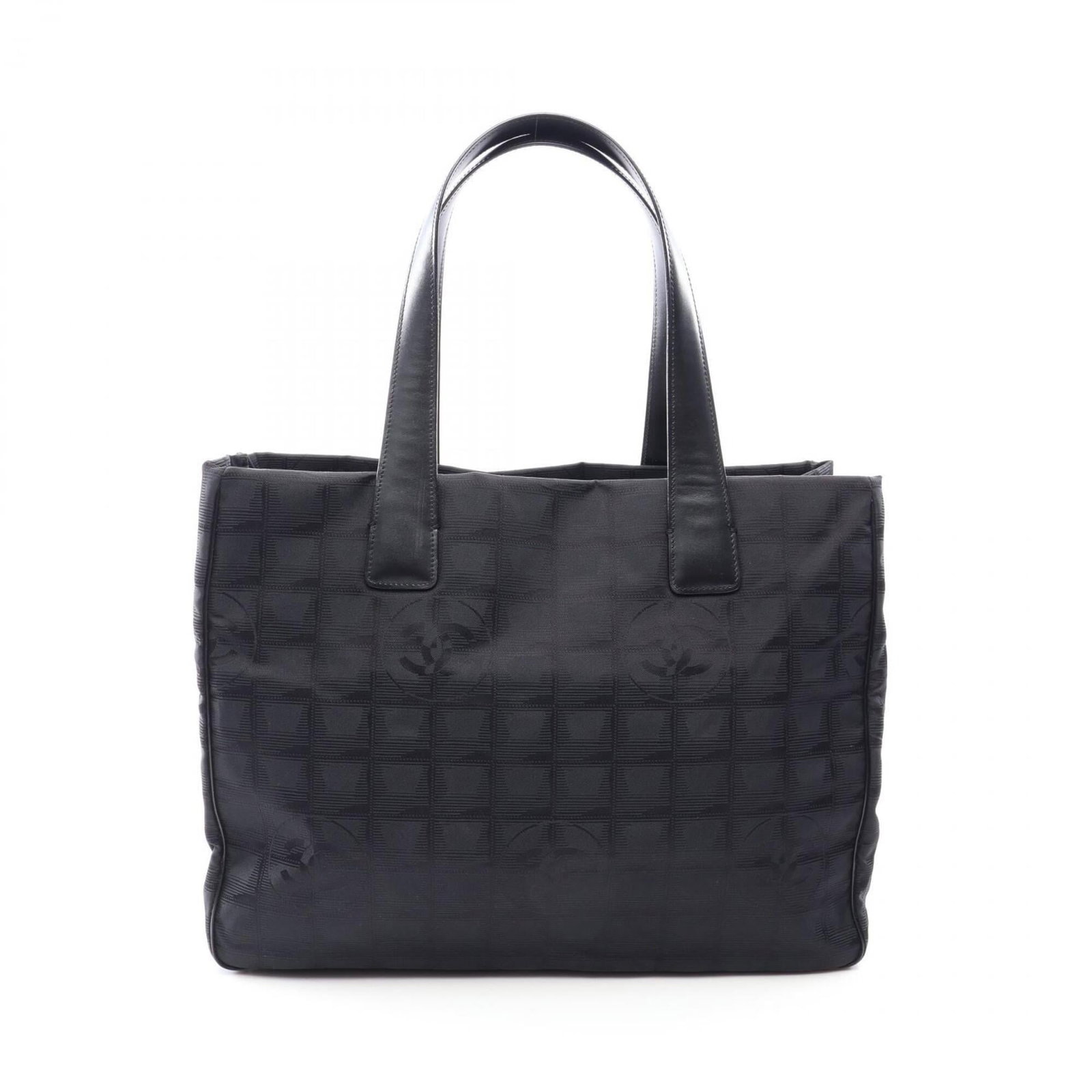 Chanel Handbag Tote Bag New Travel Line: Chanel Handbag Tote Bag New Travel Line New Chanel MPN A15991 Black Travel Line Tote Bag, 25cm x 34cm x 14.5cm. This sleek black tote bag from Chanel's new travel line features a classic design with
