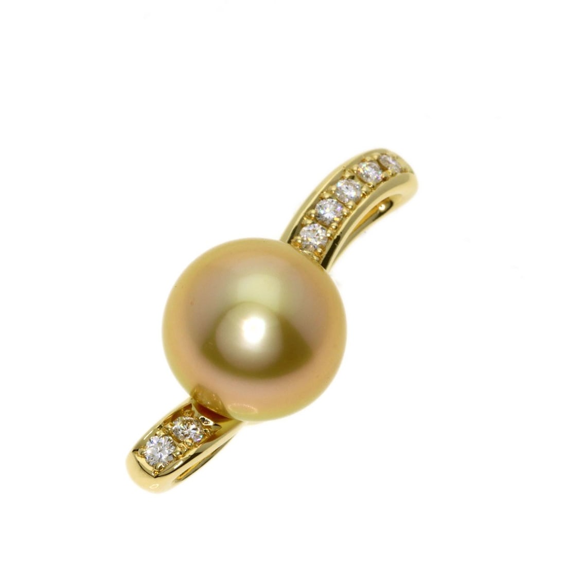 Tasaki Golden Pearl Diamond Pendant Top K18 Yellow Gold: Tasaki Golden Pearl Diamond Pendant Top K18 Yellow Gold Top K18 Yellow Gold pendant showcases a D color, 0.15ct pearl. The pendant is crafted from 18k gold, with a rich gold color and a signature. Thi