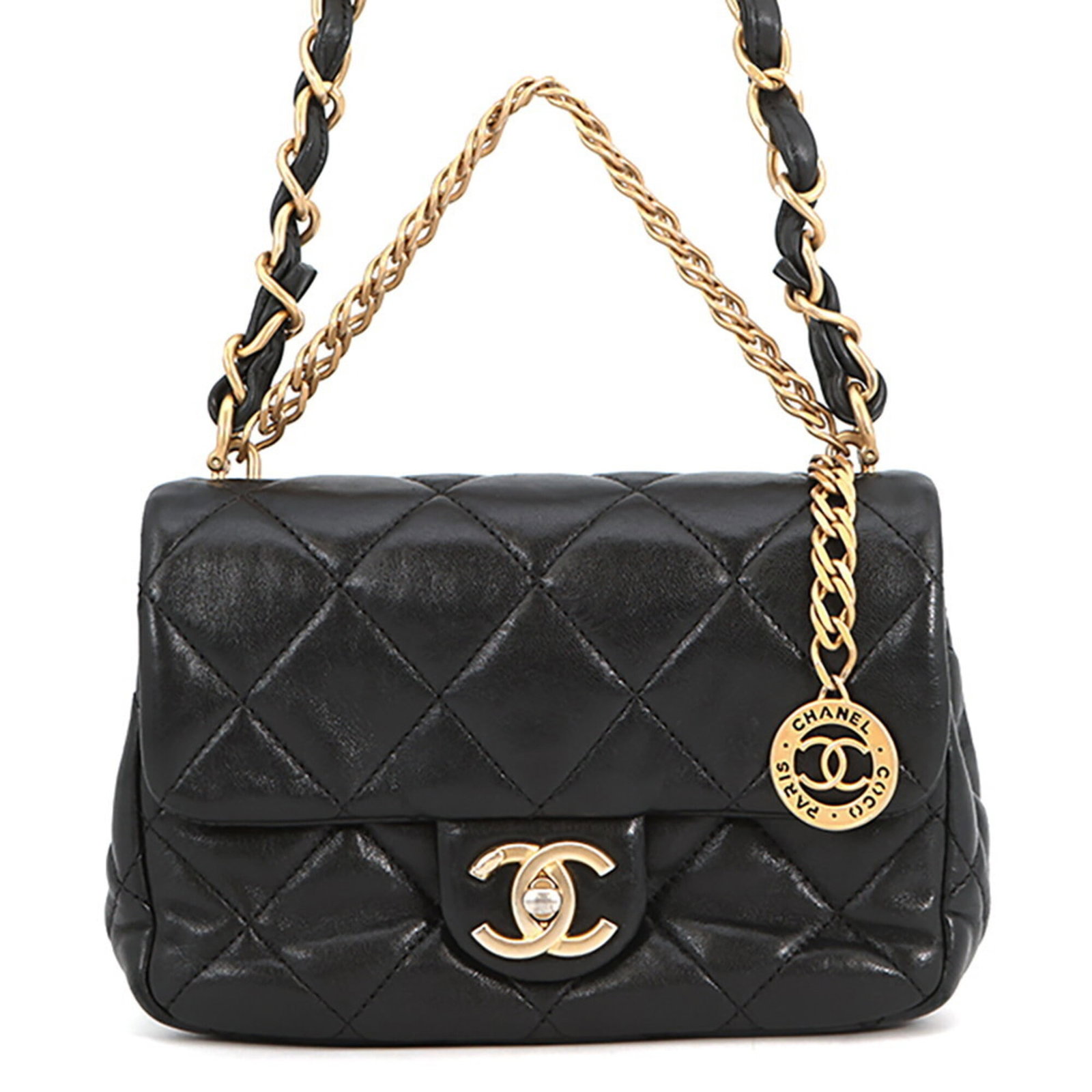 Shoulder Bag Leather Handbag Chanel: Shoulder Bag Leather Handbag Chanel Black leather shoulder bag from Chanel, measuring 13.5cm x 19.5cm x 5.5cm, made in Italy. This sleek and stylish bag features a classic design with a signature