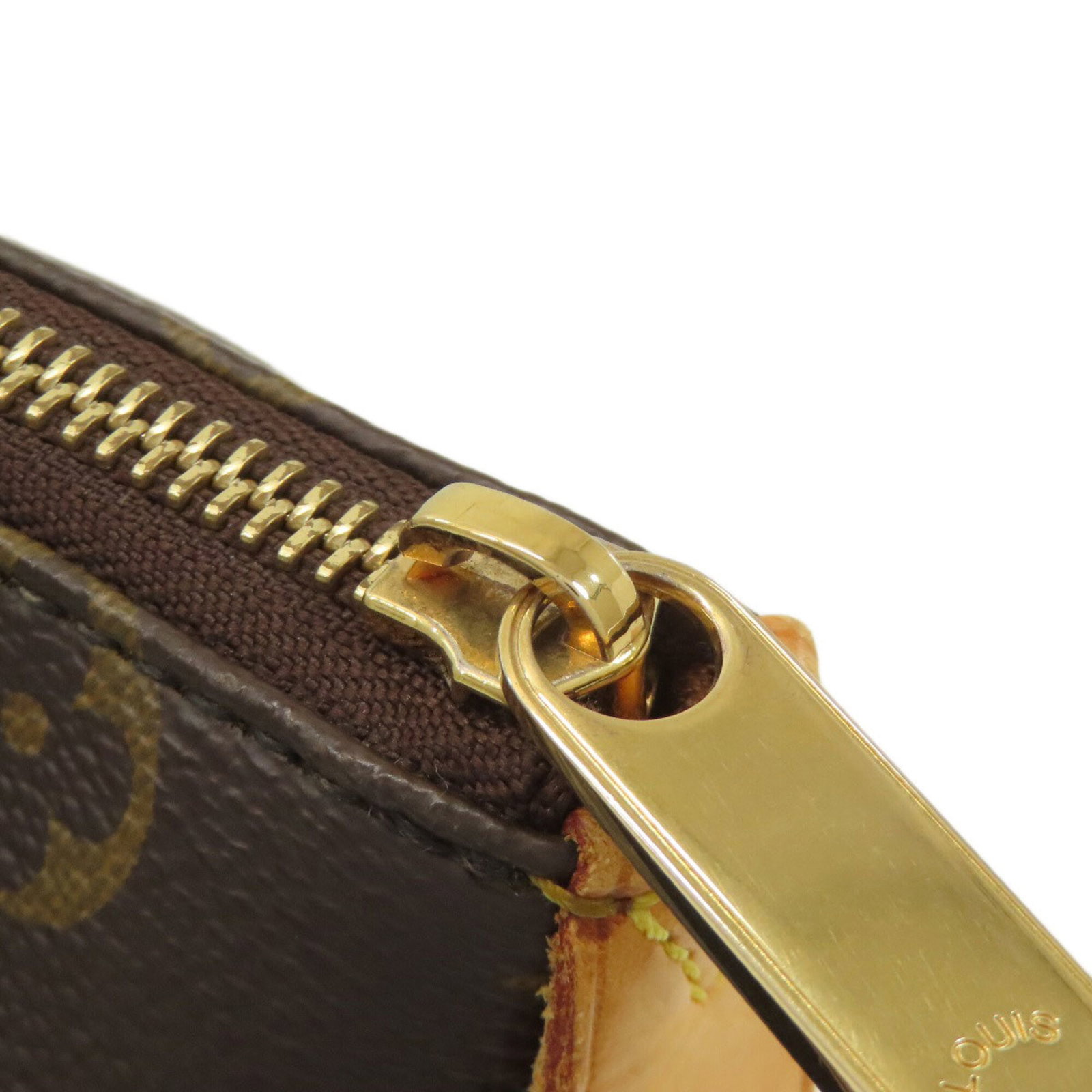 Monogram Canvas Louis Vuitton Tote - 11