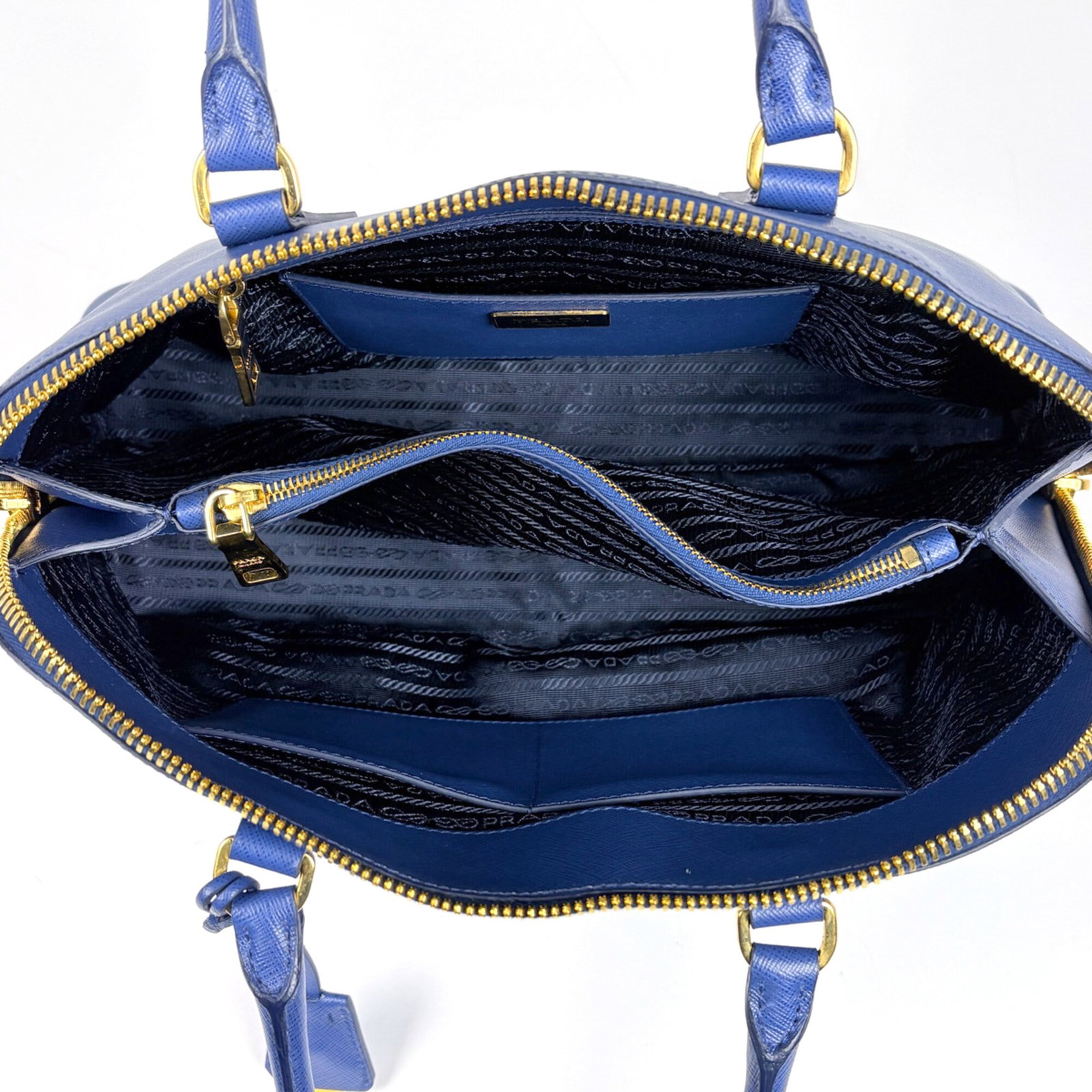 Handbag Leather Prada - 6