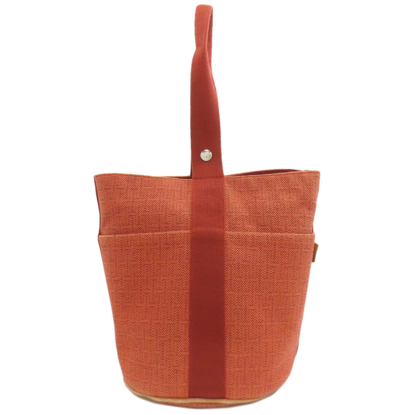 Handbag Hermes Toile: Handbag Hermes Toile The Herm?s Toile handbag boasts a rich, brown H color and a classic design, featuring a signature on the interior. Measuring 27cm x 22cm x 22cm, this stylish accessory is perfect
