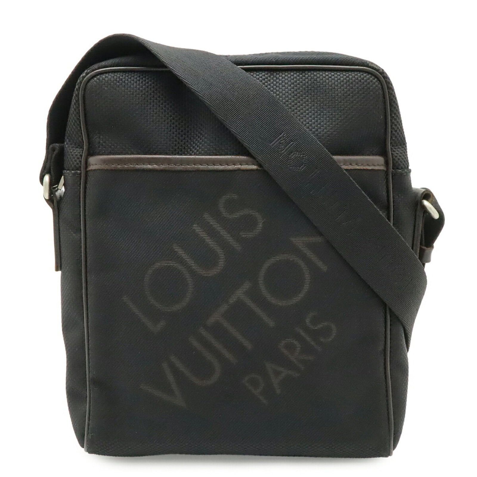 Vuitton Louis Damier Geant Shoulder Bag: Vuitton Louis Damier Geant Shoulder Bag Black Louis Vuitton Damier Geant shoulder bag with a classic design, measuring 26cm x 19.5cm x 7.5cm and weighing 410g. The bag features a signature Damier