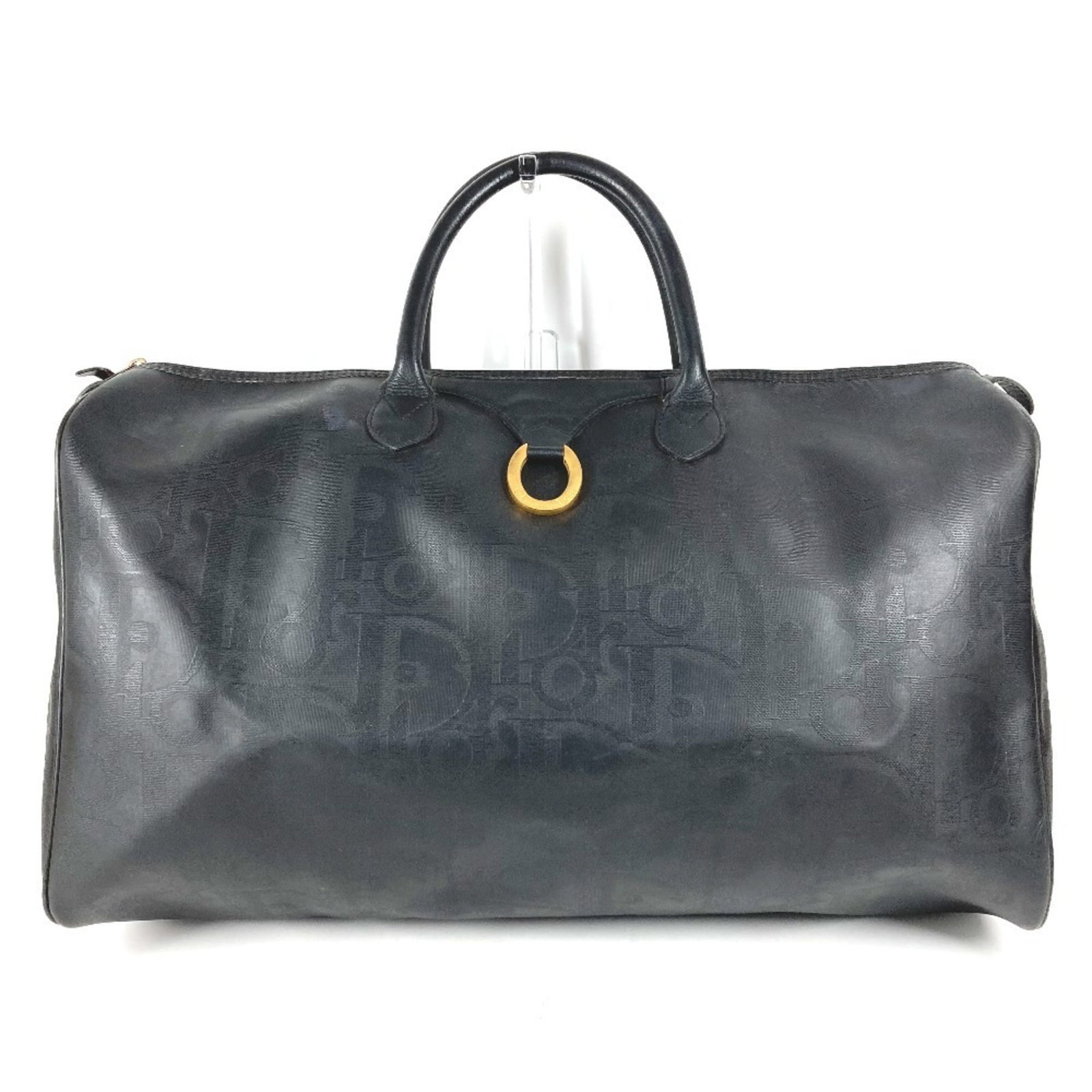 Christian Dior Handbag Pvc Boston Leather Bag: Christian Dior Handbag Pvc Boston Leather Bag Christian Dior's PVC Boston Leather Bag is a striking black handbag with a unique blend of PVC and leather materials, showcasing the brand's signature