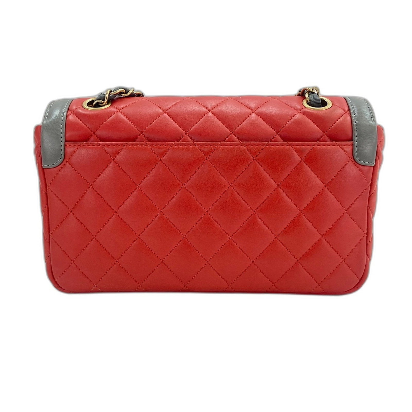 Shoulder Bag by Chanel - 2