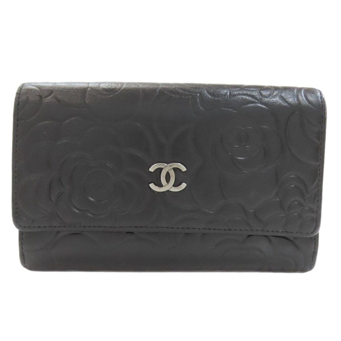 Camellia Calf Long Wallet With Coin Silver Hardware: Camellia Calf Long Wallet With Coin Silver Hardware Black calf leather construction with a classic long wallet design featuring a coin pocket for added convenience. The sleek exterior is adorned with 