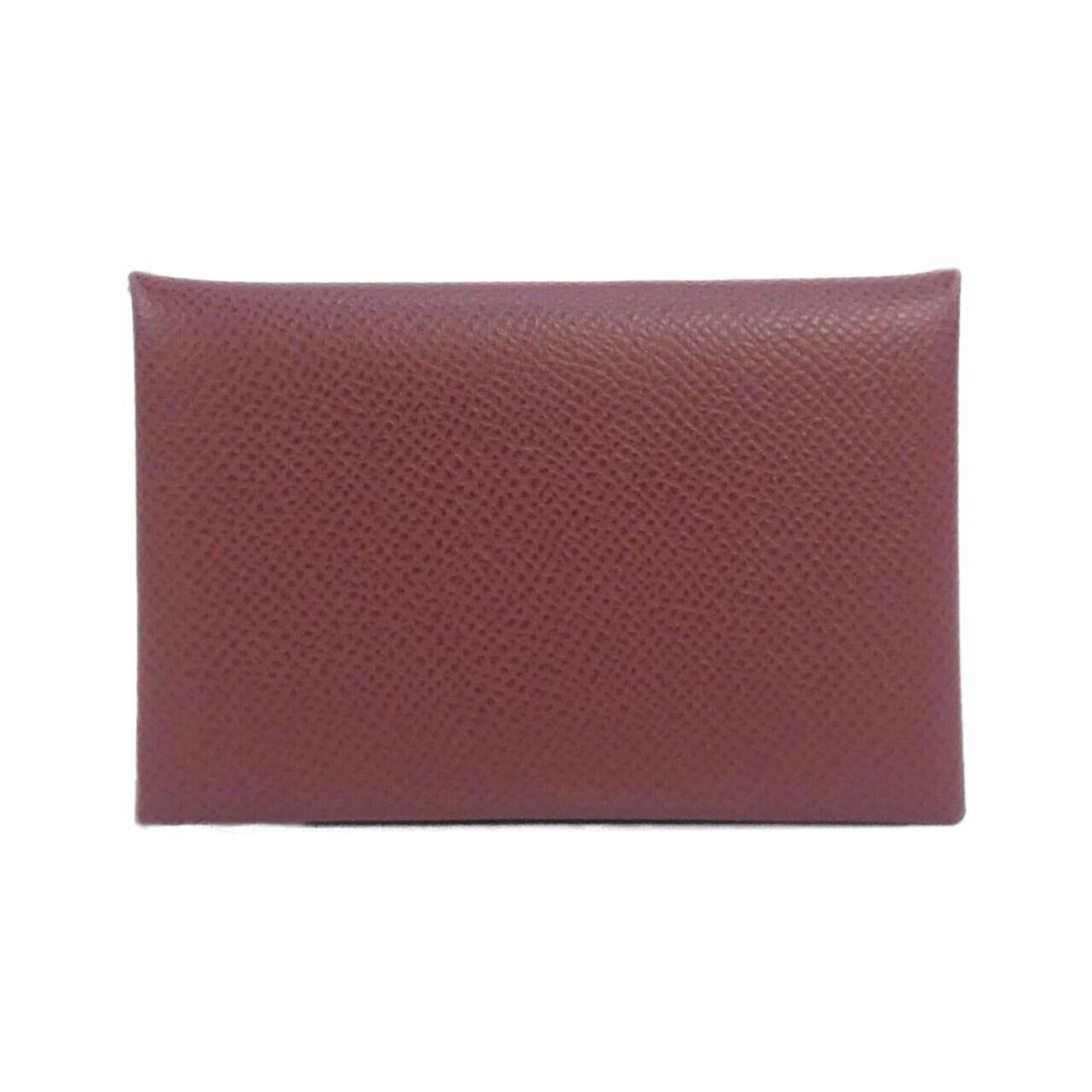 Epsom Leather Card Case Hermes: Epsom Leather Card Case Hermes Epsom leather card case from Hermes, featuring a classic design in the iconic Rouge color. Made from high-quality Epsom leather, this card case measures 7cm x 10.5cm x