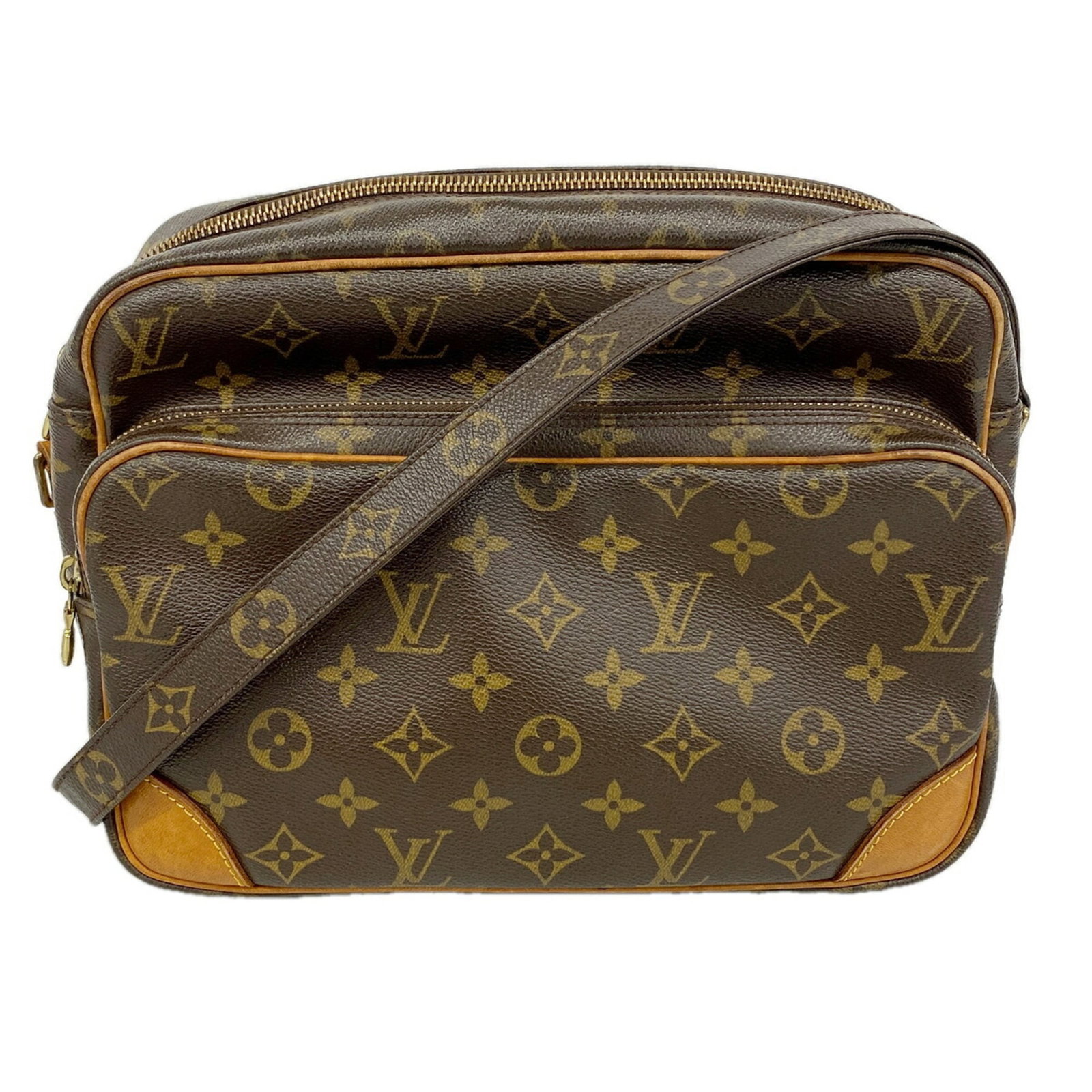Shoulder Bag by Louis Vuitton: Shoulder Bag by Louis Vuitton Brown Louis Vuitton shoulder bag with classic design, featuring a signature monogram pattern and durable construction. Measuring 20cm x 28cm x 12cm, this stylish bag is
