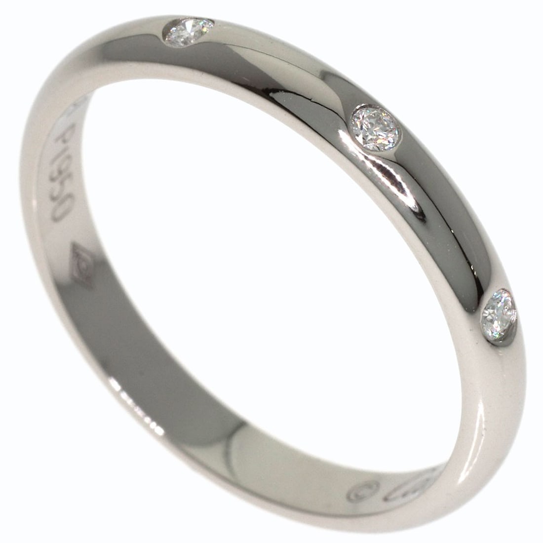 Cartier Wedding 3P Diamond #50 Ring Platinum Pt950: Cartier Wedding 3P Diamond #50 Ring Platinum Pt950 Platinum Pt950 Cartier Wedding 3P Diamond #50 Ring is a stunning piece featuring a silver metal platinum setting, a 5.25 US ring size, and a main